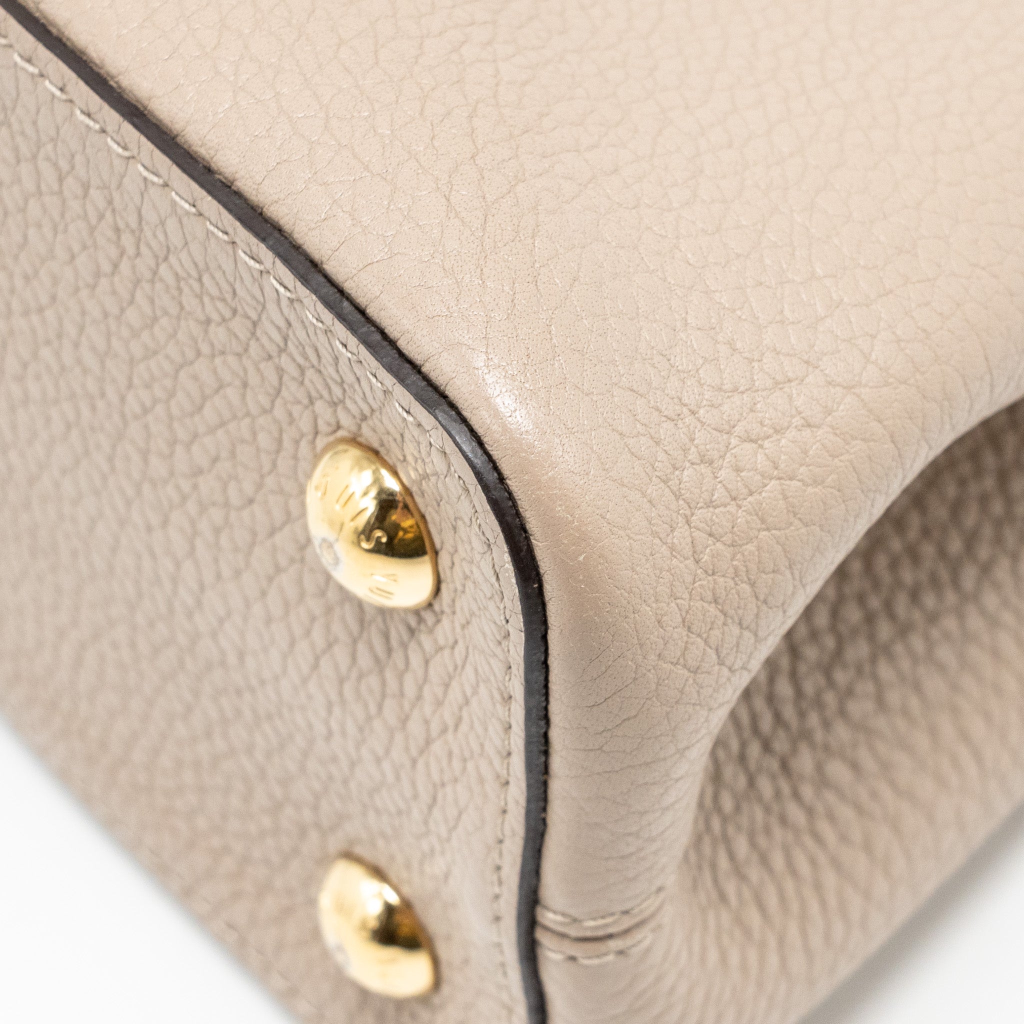 LOUIS VUITTON CAPUCINES MM TAURILLON LEATHER LIGHT GREY GHW