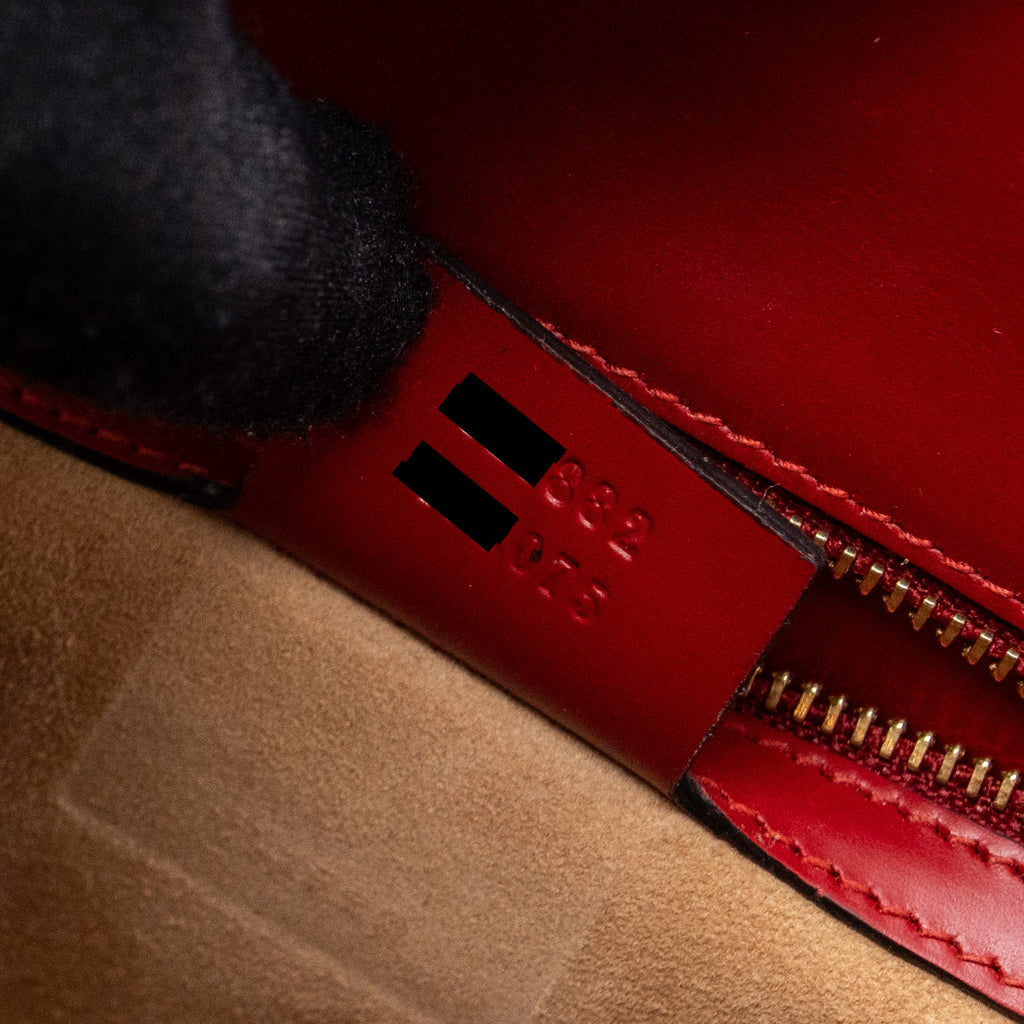 GUCCI SYLVIE SHOULDER BAG CALFSKIN RED GHW