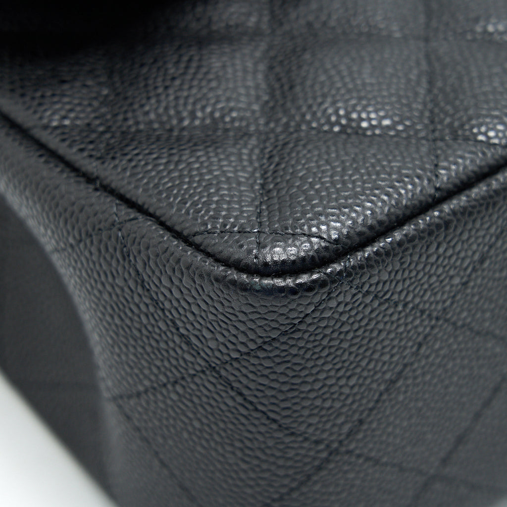 CHANEL JUMBO CLASSIC DOUBLE FLAP CAVIAR BLACK GHW