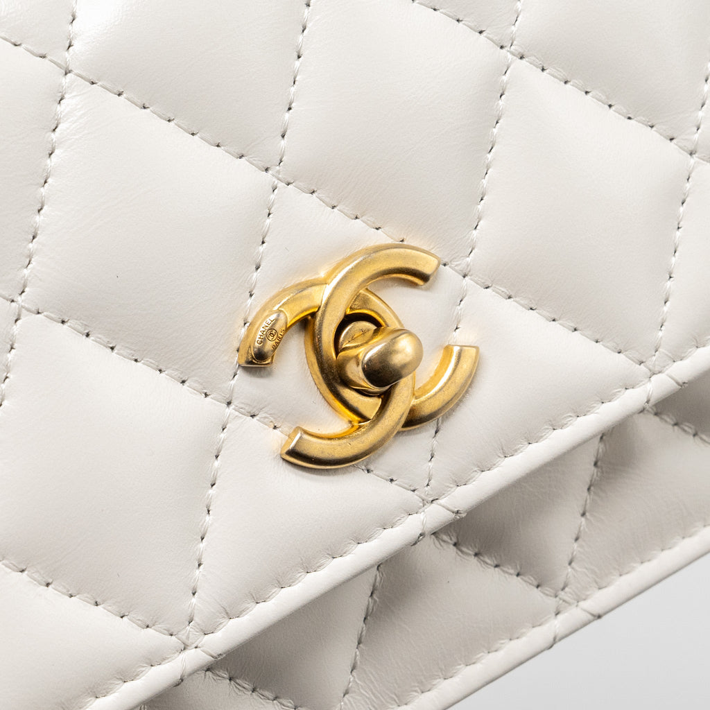 CHANEL 23P RAINBOW LETTER HANDLE MINI WALLET ON CHAIN CALFSKIN WHITE GHW (MICROCHIP)