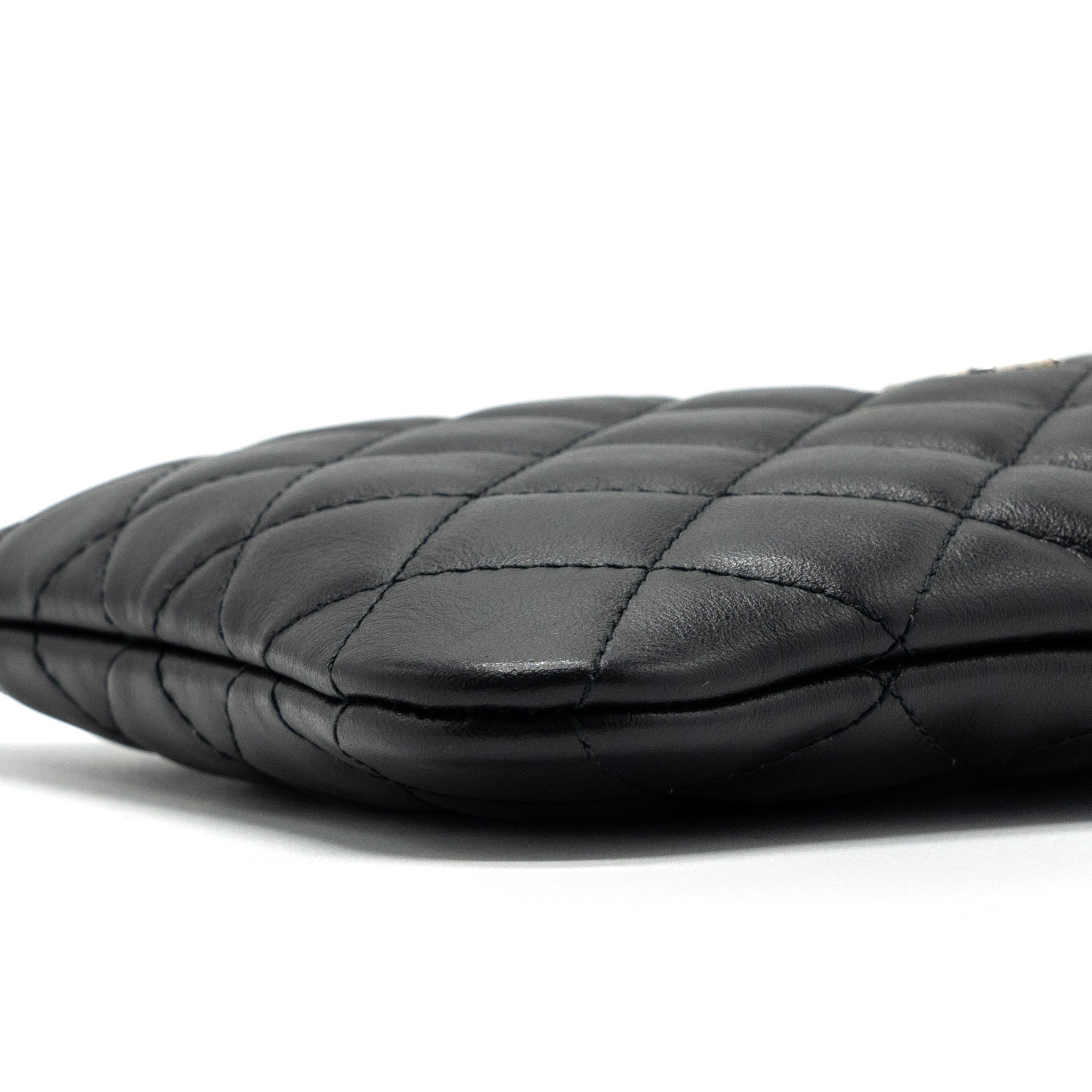 CHANEL SHOULDER BAG LAMBSKIN BLACK SHW