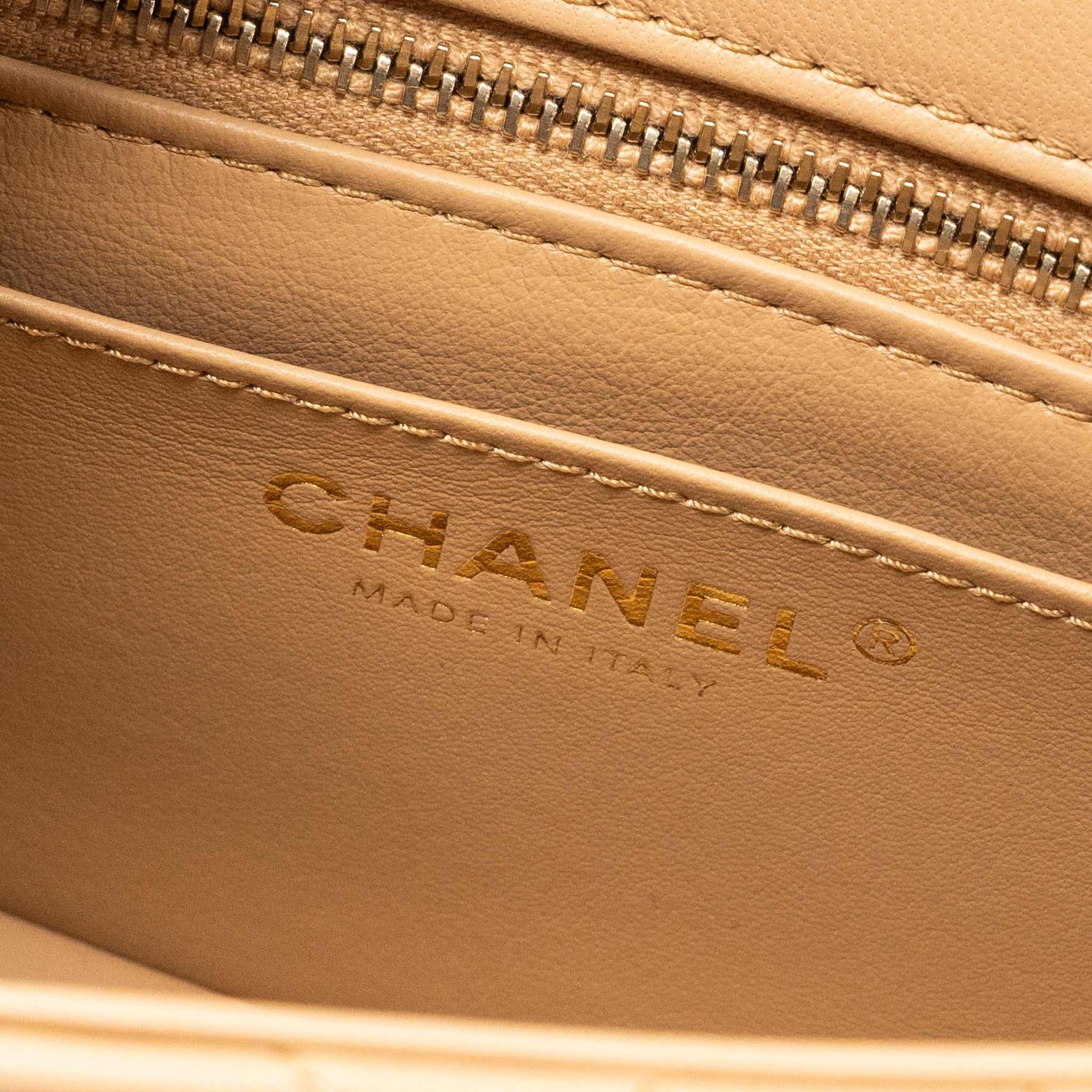 CHANEL 23K PEARL CRUSH MINI SQUARE FLAP BAG LAMBSKIN BEIGE GHW (MICROCHIP)