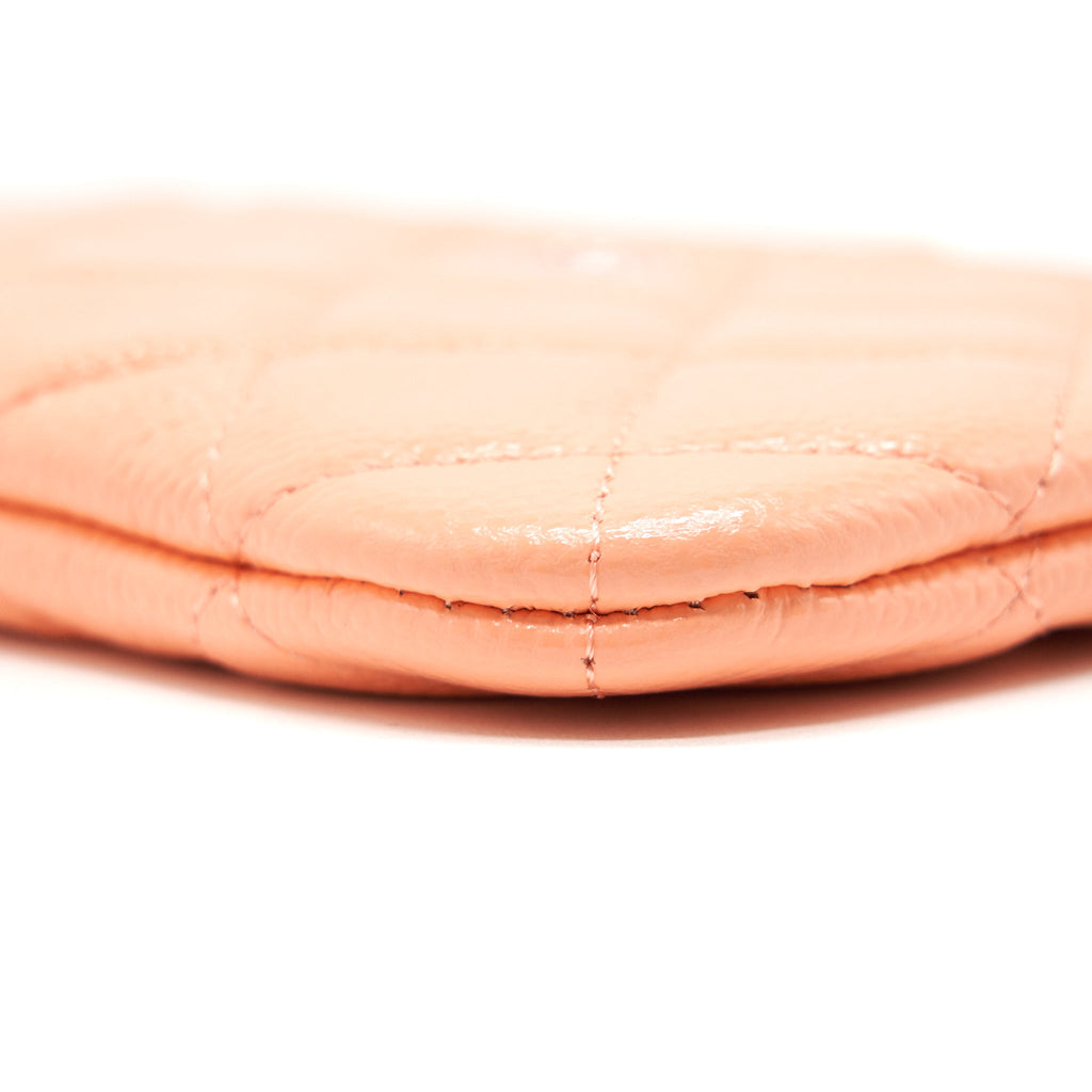 CHANEL MINI OCASE ZIP POUCH CORAL CAVIAR