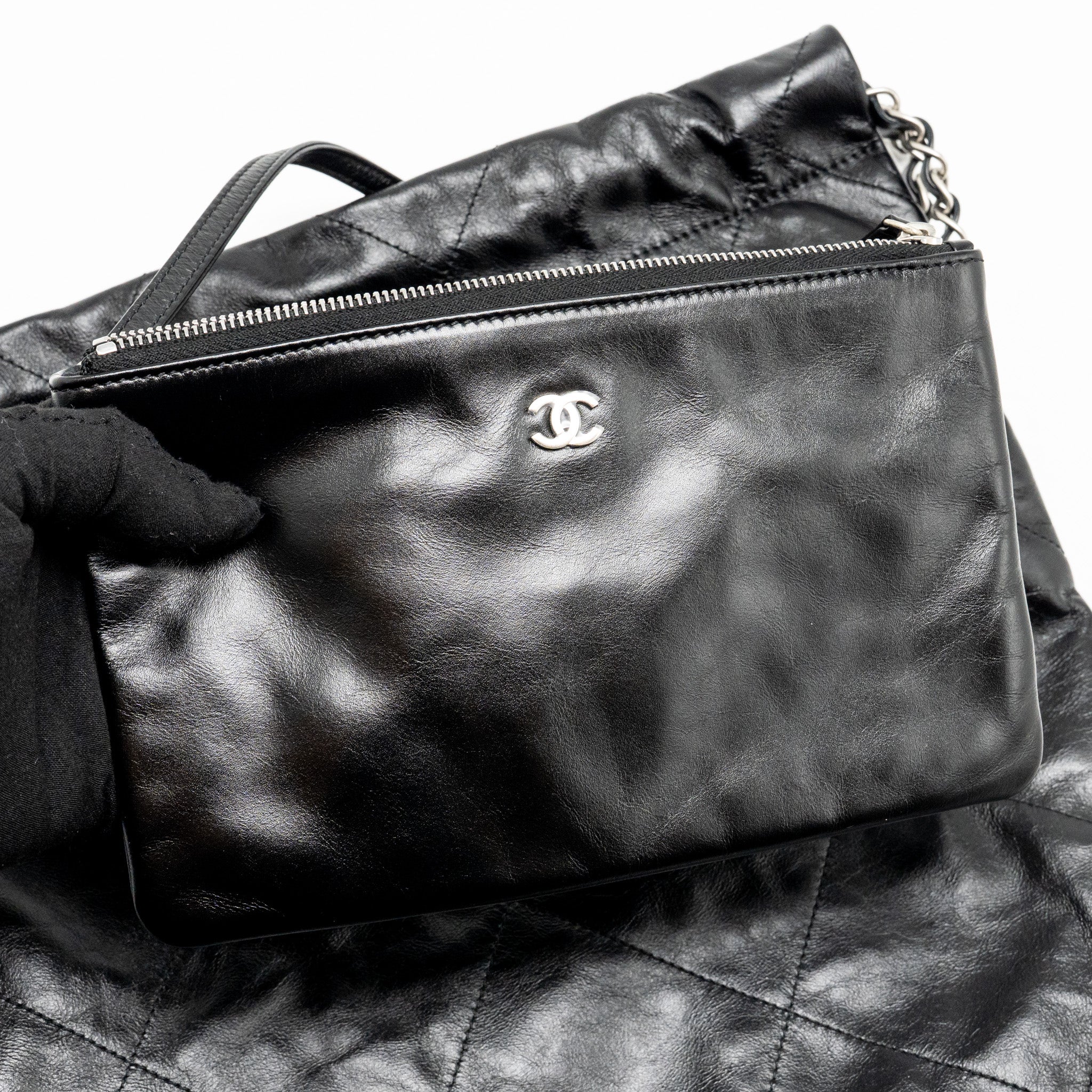 CHANEL SMALL 22 BAG SHINY CALFSKIN BLACK SHW (MICROCHIP)
