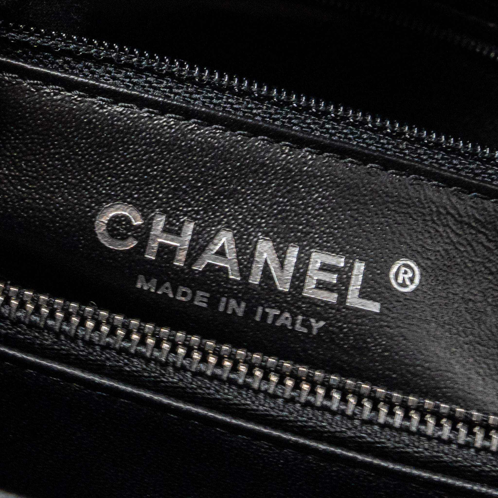 CHANEL LARGE COCO HANDLE CAVIAR BLACK RUTHENIUM HARDWARE