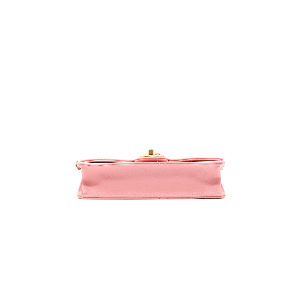 CHANEL QUILTED PEARL CHAIN GOAT SKIN FLAP BAG PINK GHW