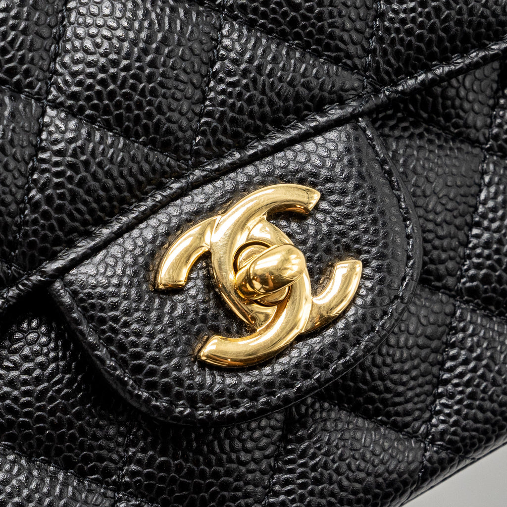 CHANEL MEDIUM CLASSIC DOUBLE FLAP BAG CAVIAR BLACK GHW