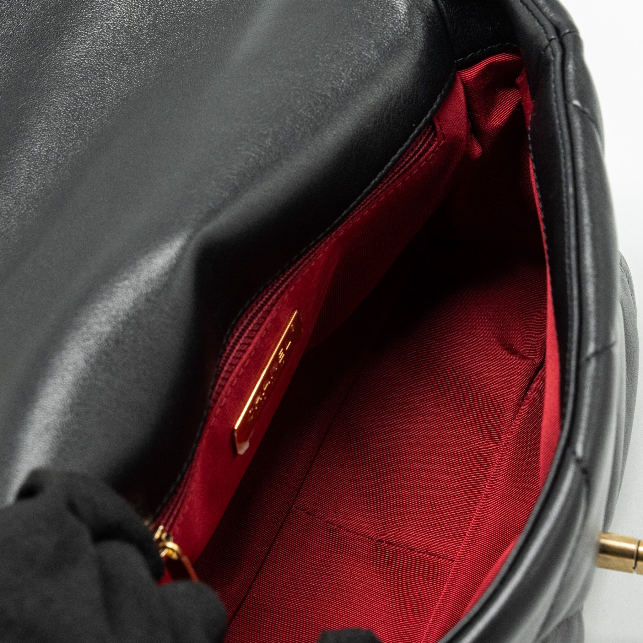 CHANEL SMALL 19 BAG LAMBSKIN BLACK MULTICOLOUR HARDWARE