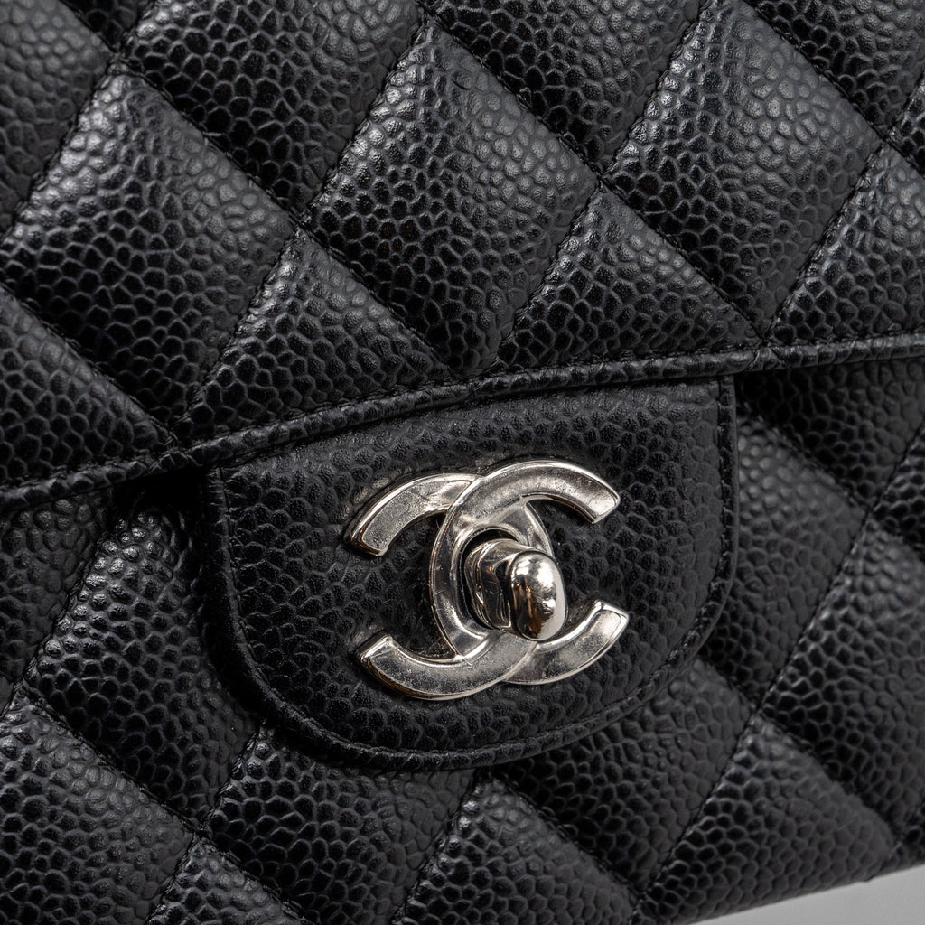 CHANEL MEDIUM CLASSIC DOUBLE FLAP BAG CAVIAR BLACK SHW