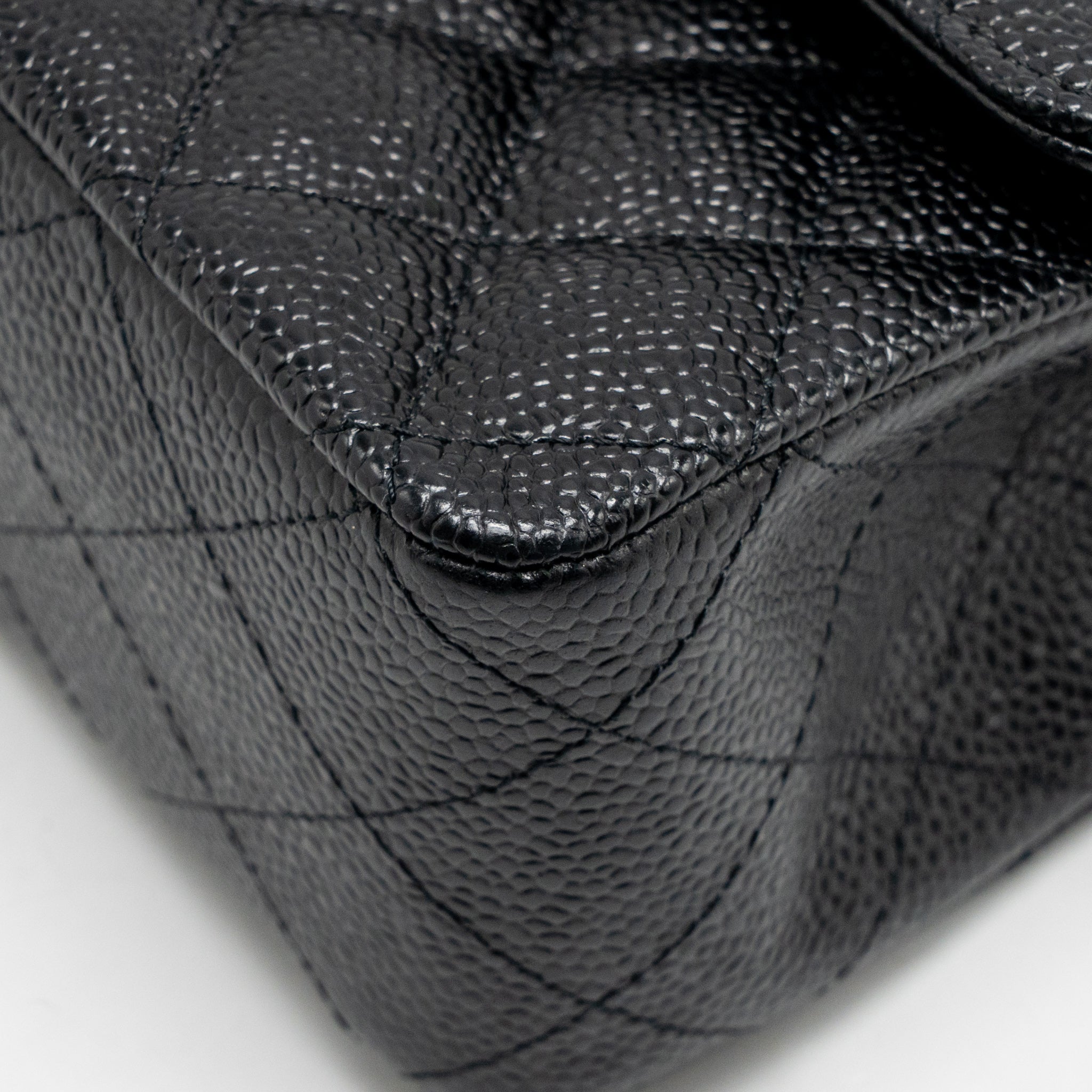 CHANEL MEDIUM CLASSIC DOUBLE FLAP BAG CAVIAR BLACK GHW