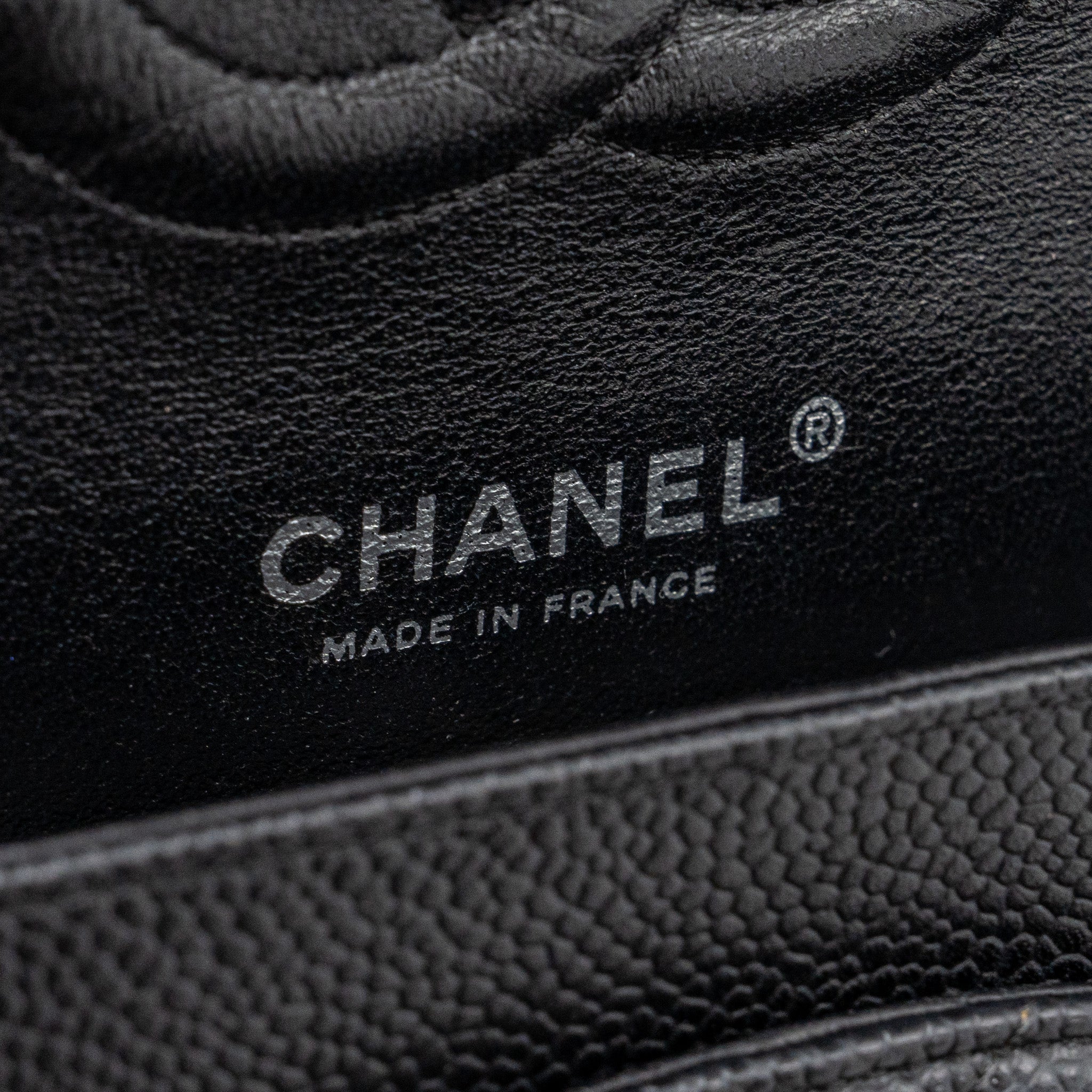 CHANEL MEDIUM CLASSIC DOUBLE FLAP BAG CAVIAR BLACK SHW