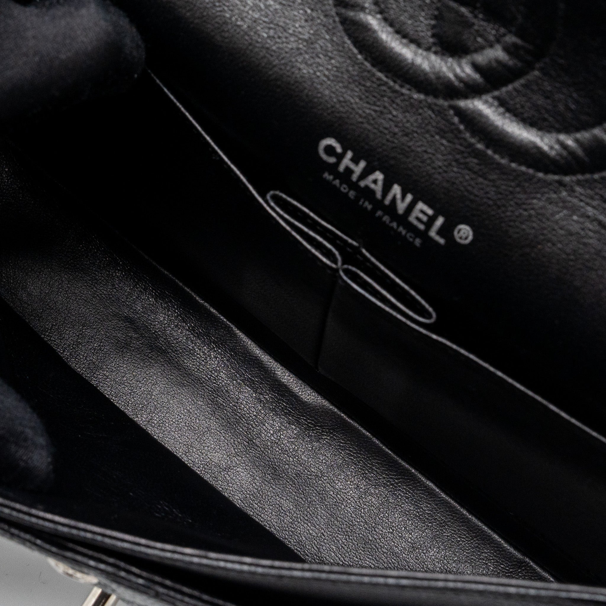 CHANEL MEDIUM CLASSIC DOUBLE FLAP BAG CAVIAR BLACK SHW