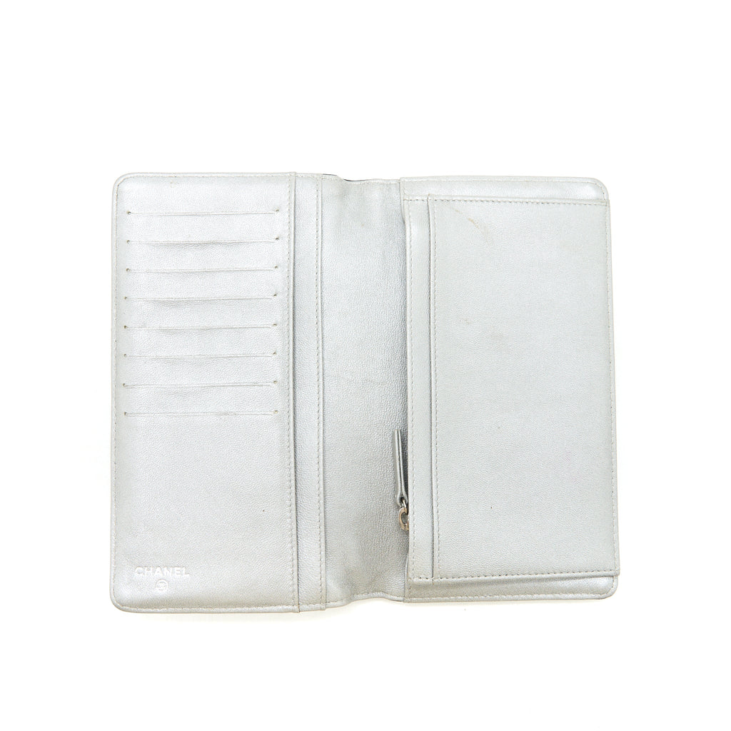 CHANEL CAMELLIA FOLD LONG WALLET LAMBSKIN BLACK / SILVER SHW