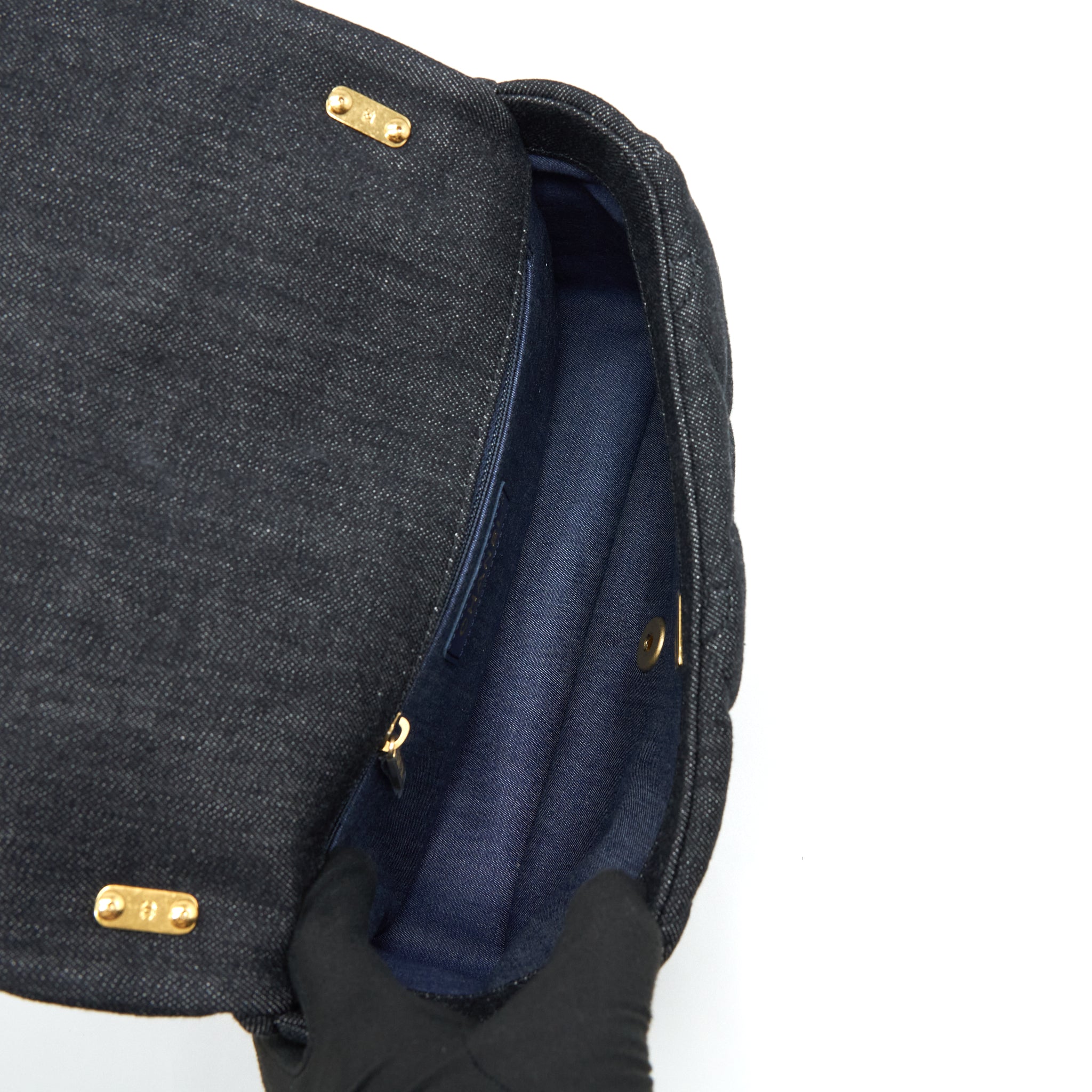 CHANEL 22S SMALL DENIM CC LOGO SHOULDER BAG GHW