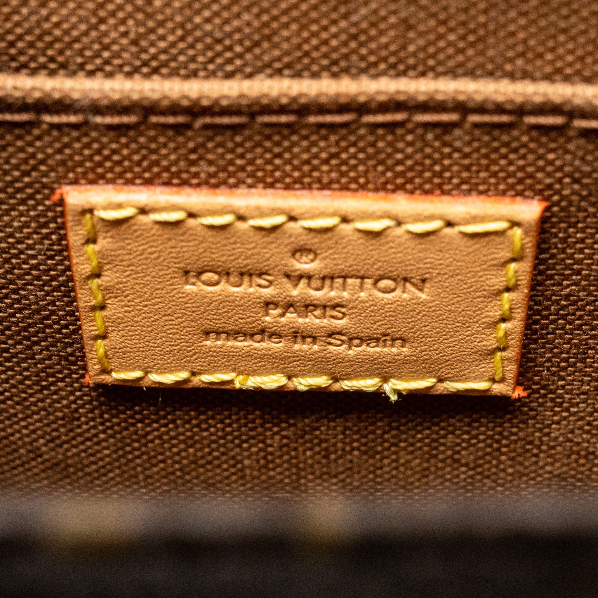 LOUIS VUITTON PETIT SAC PLAT MONOGRAM CANVAS GHW