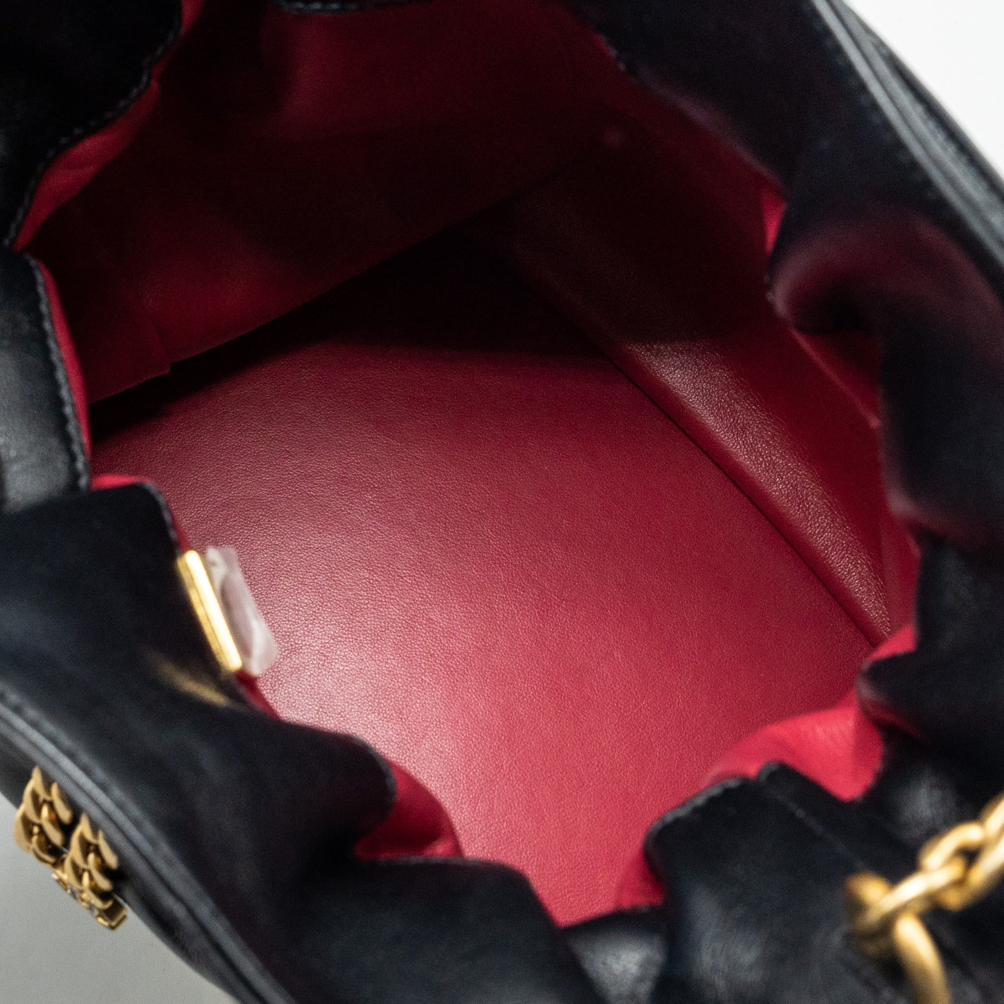 CHANEL 22P DRAWSTRING BUCKET BAG LAMBSKIN BLACK GHW (MICROCHIP)