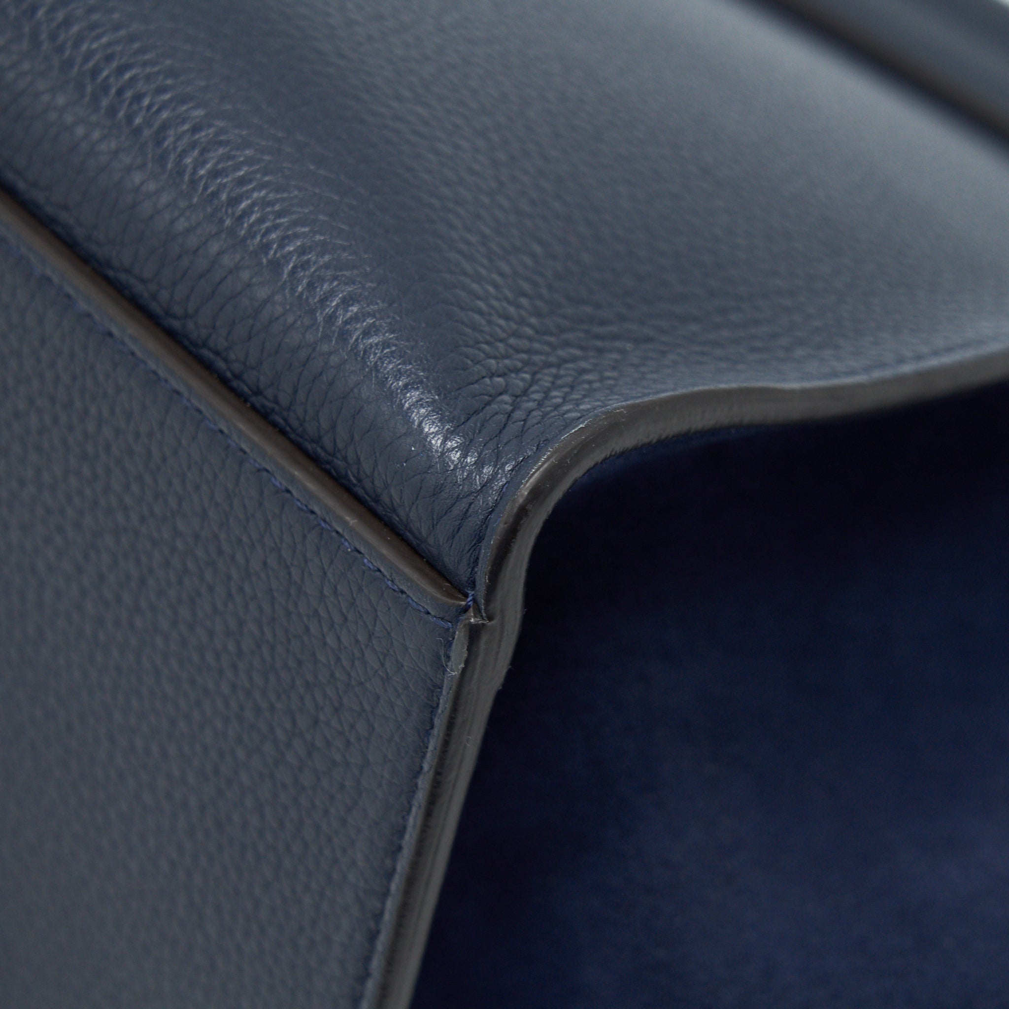 CELINE TRAPEZE BAG NAVY WITH SHW