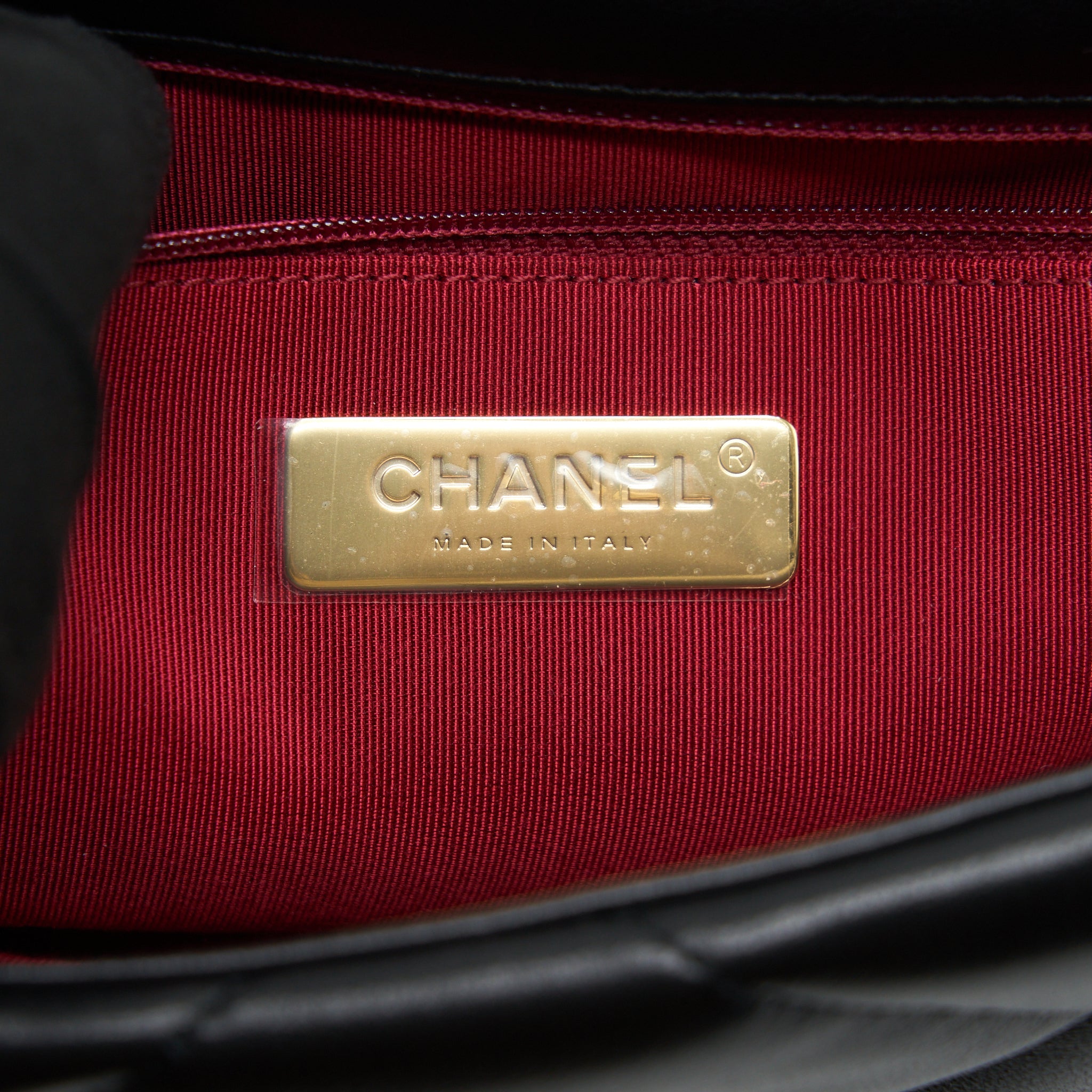 CHANEL SMALL 19 BAG BLACK