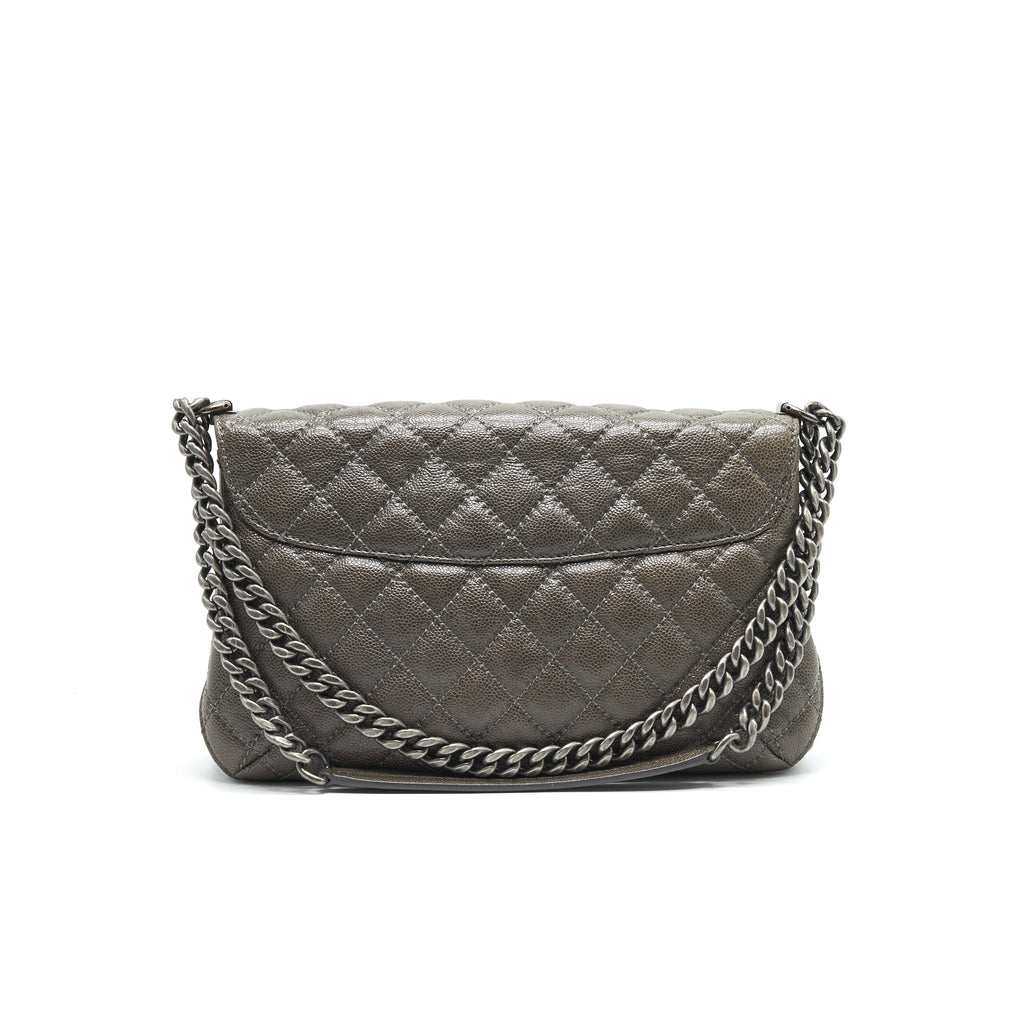CHANEL SEASONAL JUMBO CAVIAR FLAP BAG GREY WITH RUTHENIUM HARDWARE