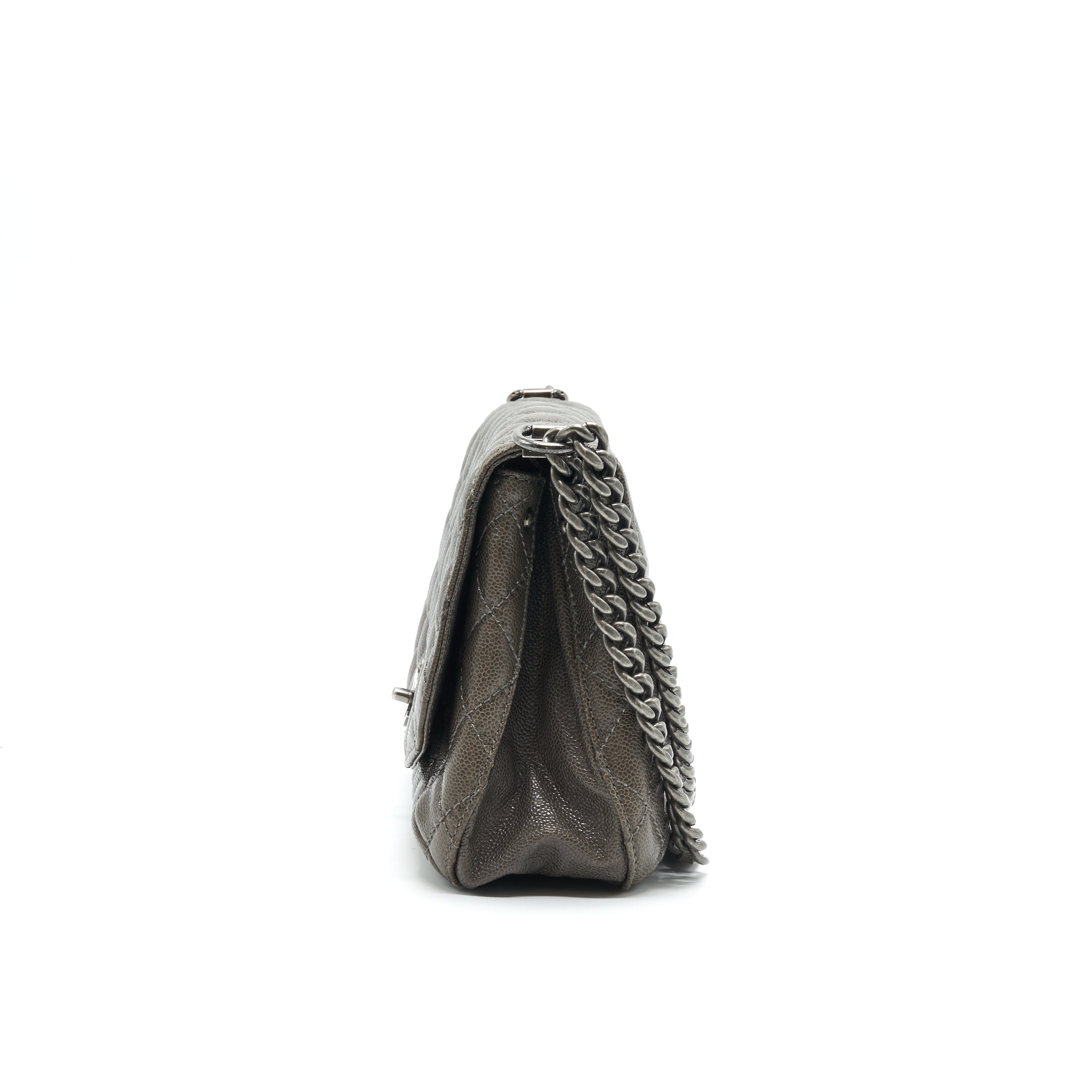 CHANEL SEASONAL JUMBO CAVIAR FLAP BAG GREY WITH RUTHENIUM HARDWARE