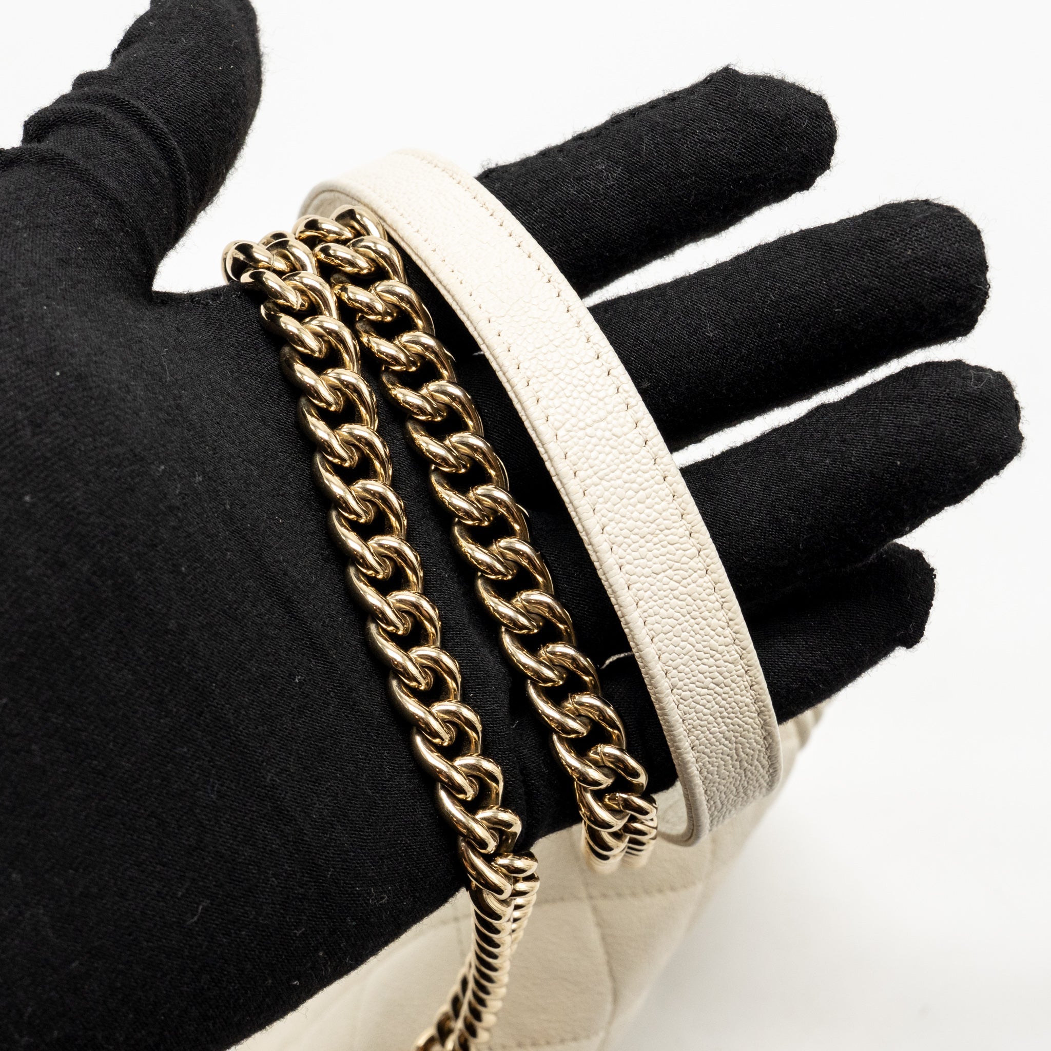 CHANEL BOY WALLET ON CHAIN CAVIAR WHITE LGHW