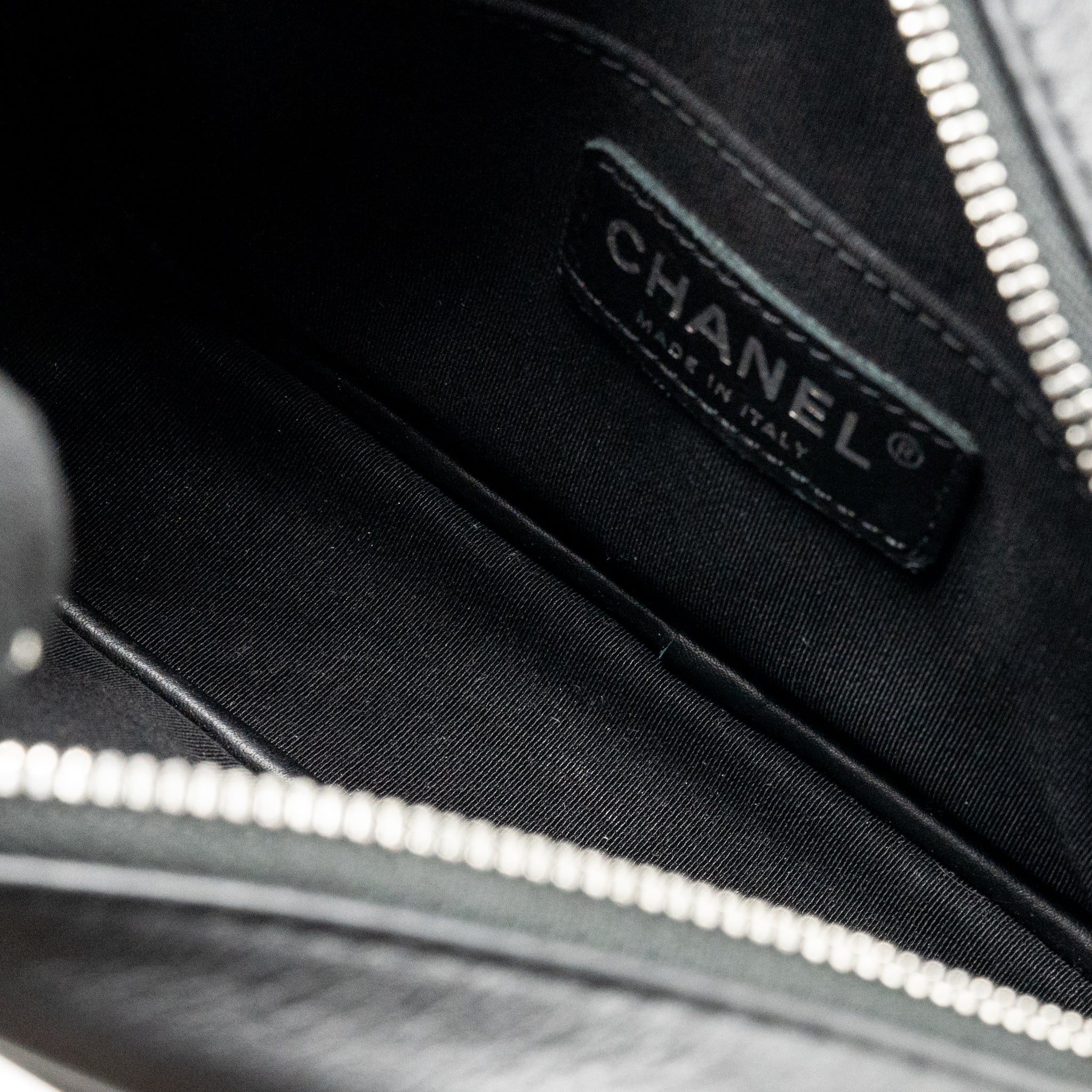 CHANEL DIAGONAL CHEVRON CAMERA BAG WITH DETAILED TASSEL CALFSKIN BLACK SHW