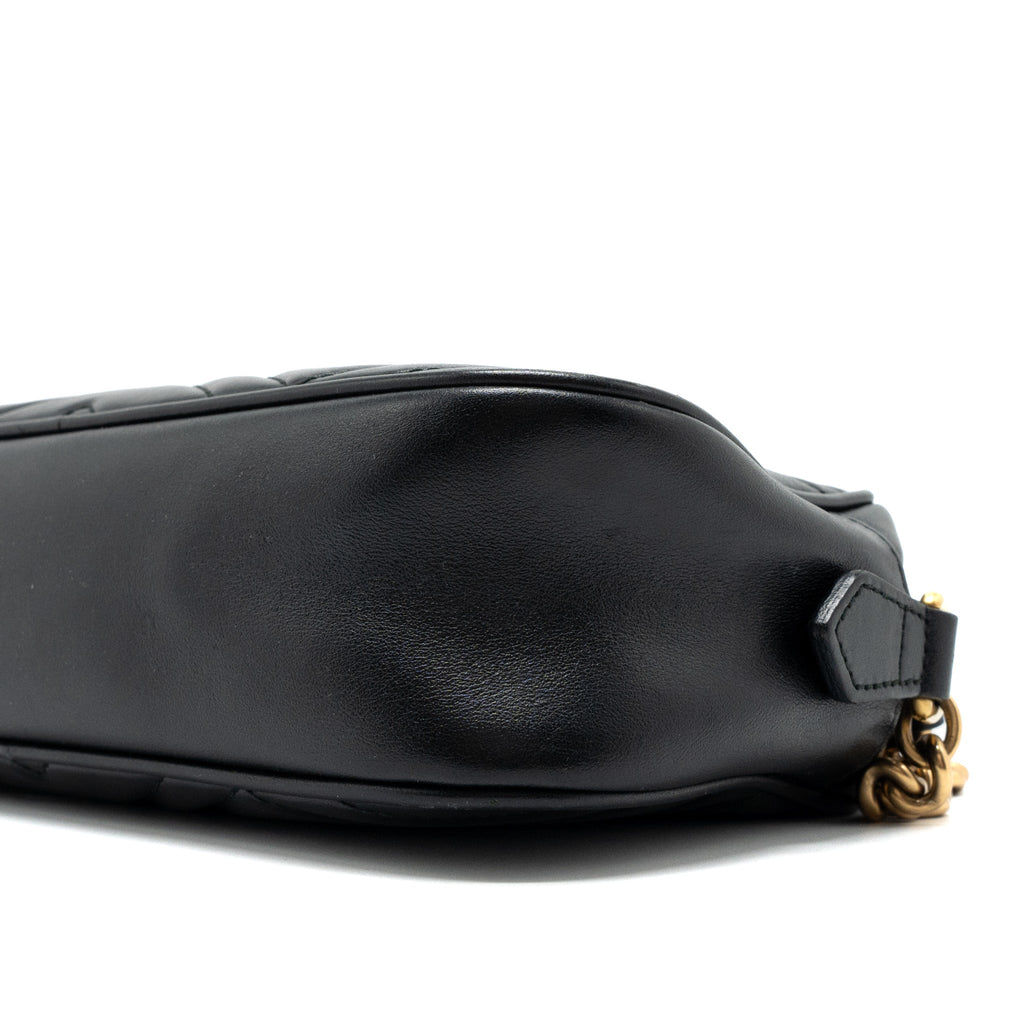 GUCCI GG MARMONT SMALL MATELASSE SHOULDER BAG CALFSKIN BLACK GHW