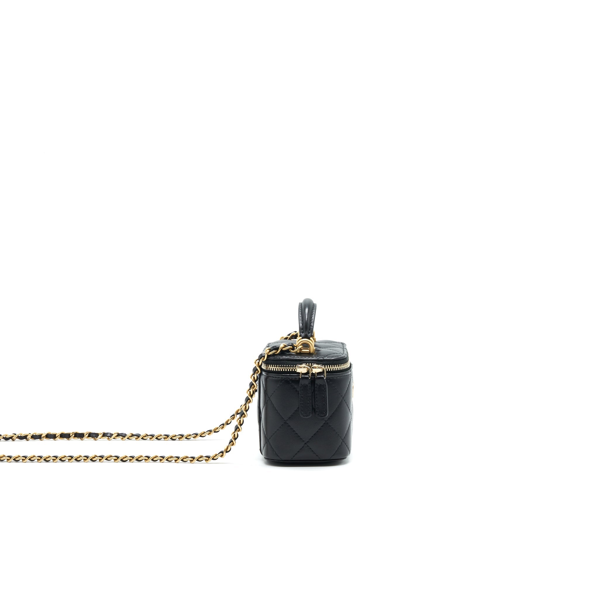 CHANEL 21A TOP HANDLE VANITY WITH CHAIN BLACK GHW