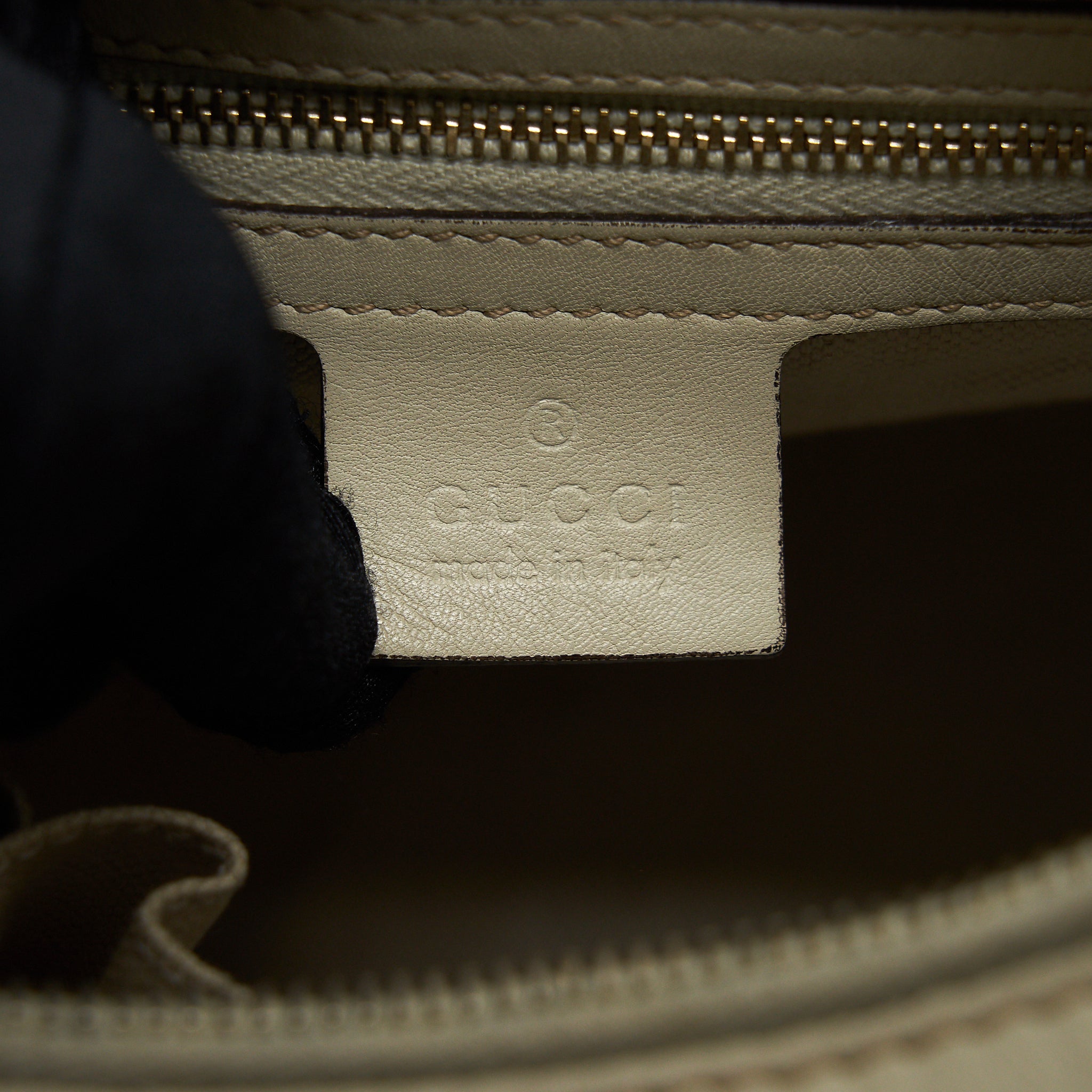 GUCCI VINTAGE SHOULDER BAG WHITE/EXTRA WALLET