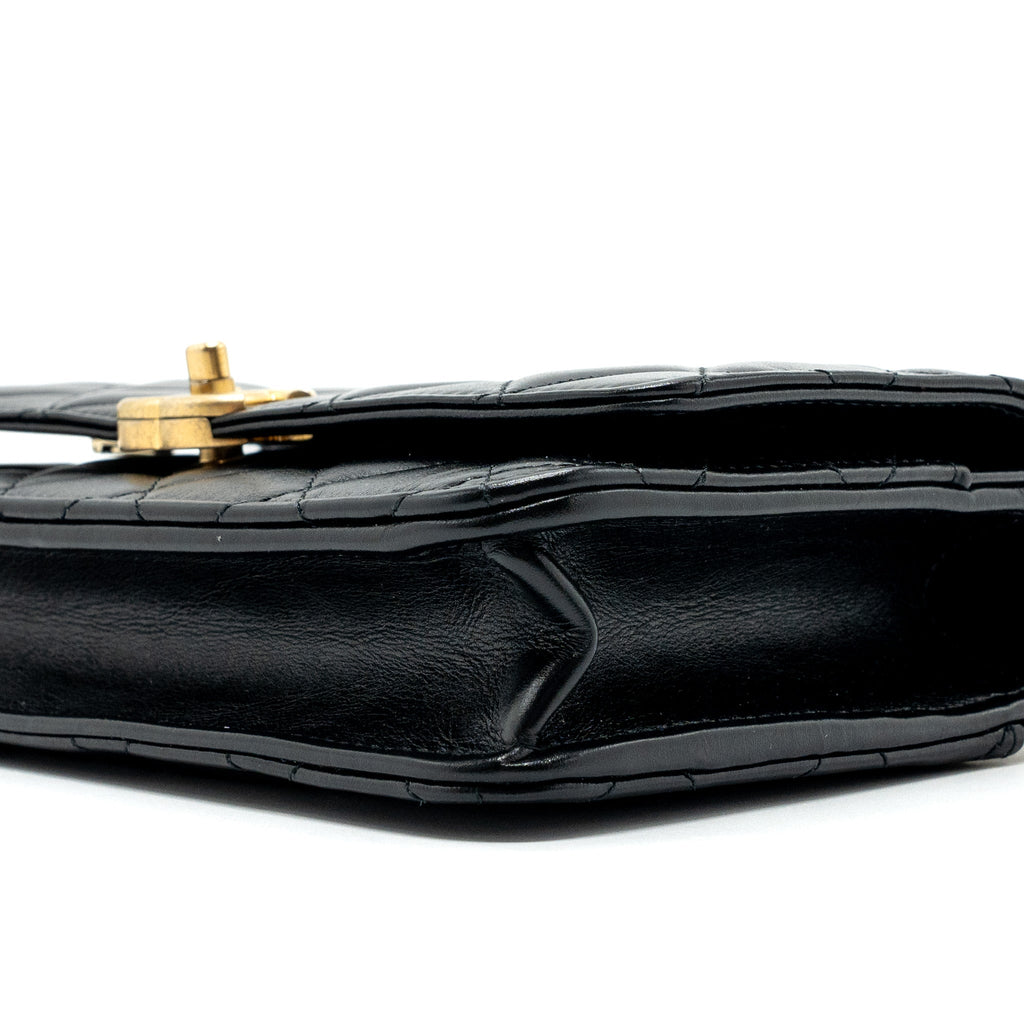 CHANEL 24C GOLD CRUSH WALLET ON CHAIN CALFSKIN BLACK GHW (MICROCHIP)