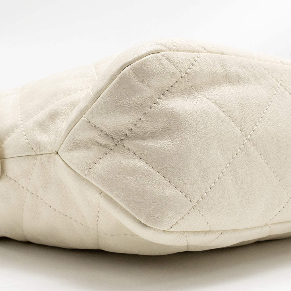 CHANEL CC DAILY HOBO BAG CALFSKIN WHITE GHW (MICROCHIP)
