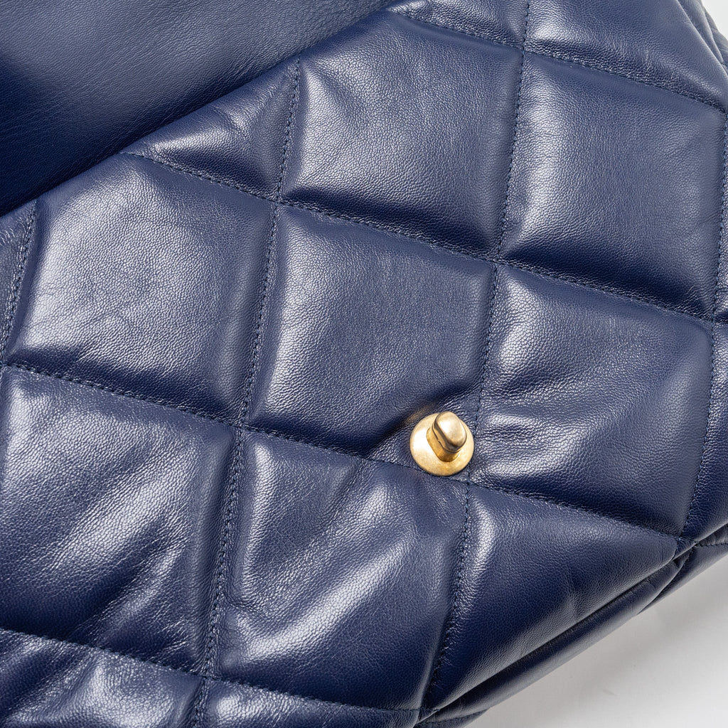 CHANEL MAXI 19 BAG GOATSKIN DARK BLUE MULTICOLOUR HARDWARE