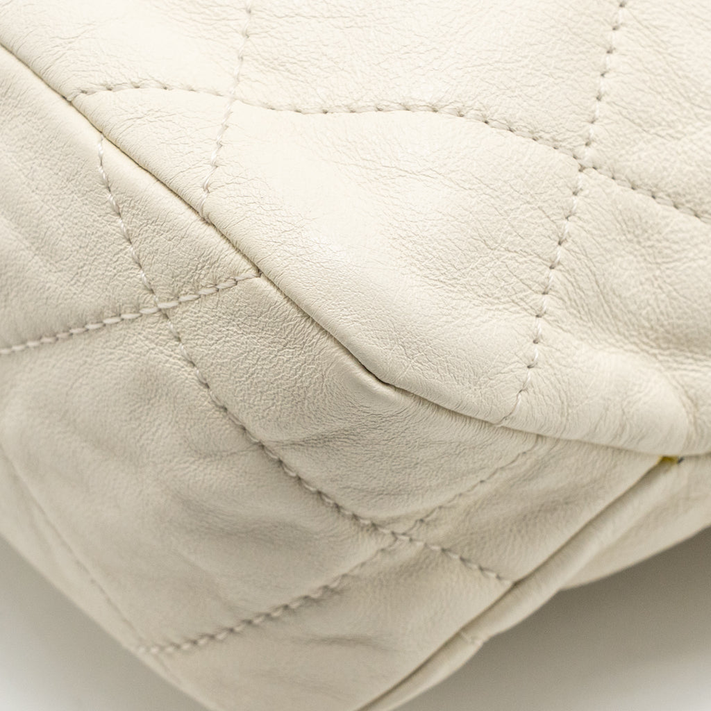 CHANEL CC DAILY HOBO BAG CALFSKIN WHITE GHW (MICROCHIP)