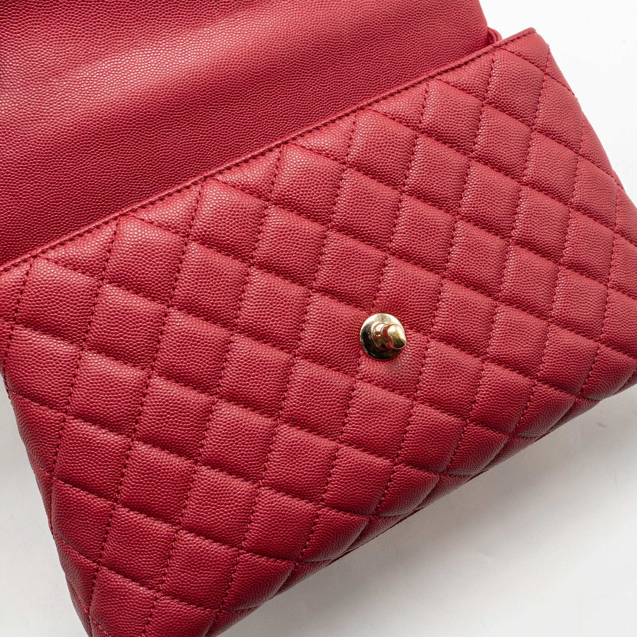 CHANEL MEDIUM COCO HANDLE CAVIAR RED GHW
