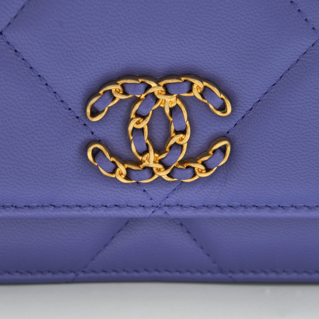 CHANEL 19 WALLET ON CHAIN LAMBSKIN PURPLE WITH GOLD/SILVER HARDWARE