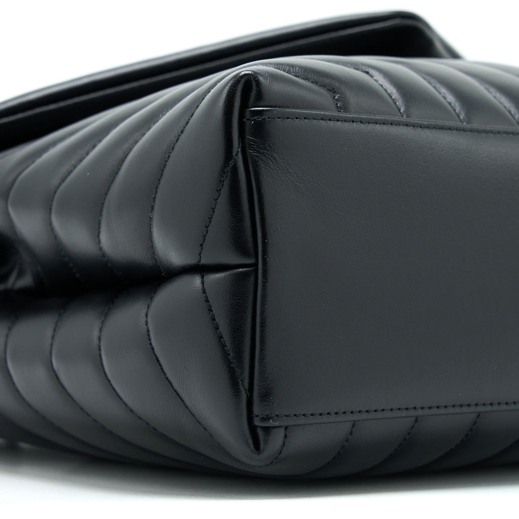SAINT LAURENT / YSL MEDIUM LOULOU SHOULDER BAG CALFSKIN BLACK WITH BLACK HARDWARE