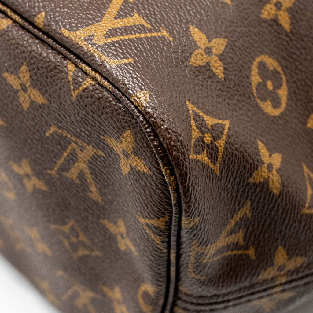 LOUIS VUITTON NEVERFULL MM MONOGRAM CANVAS GHW