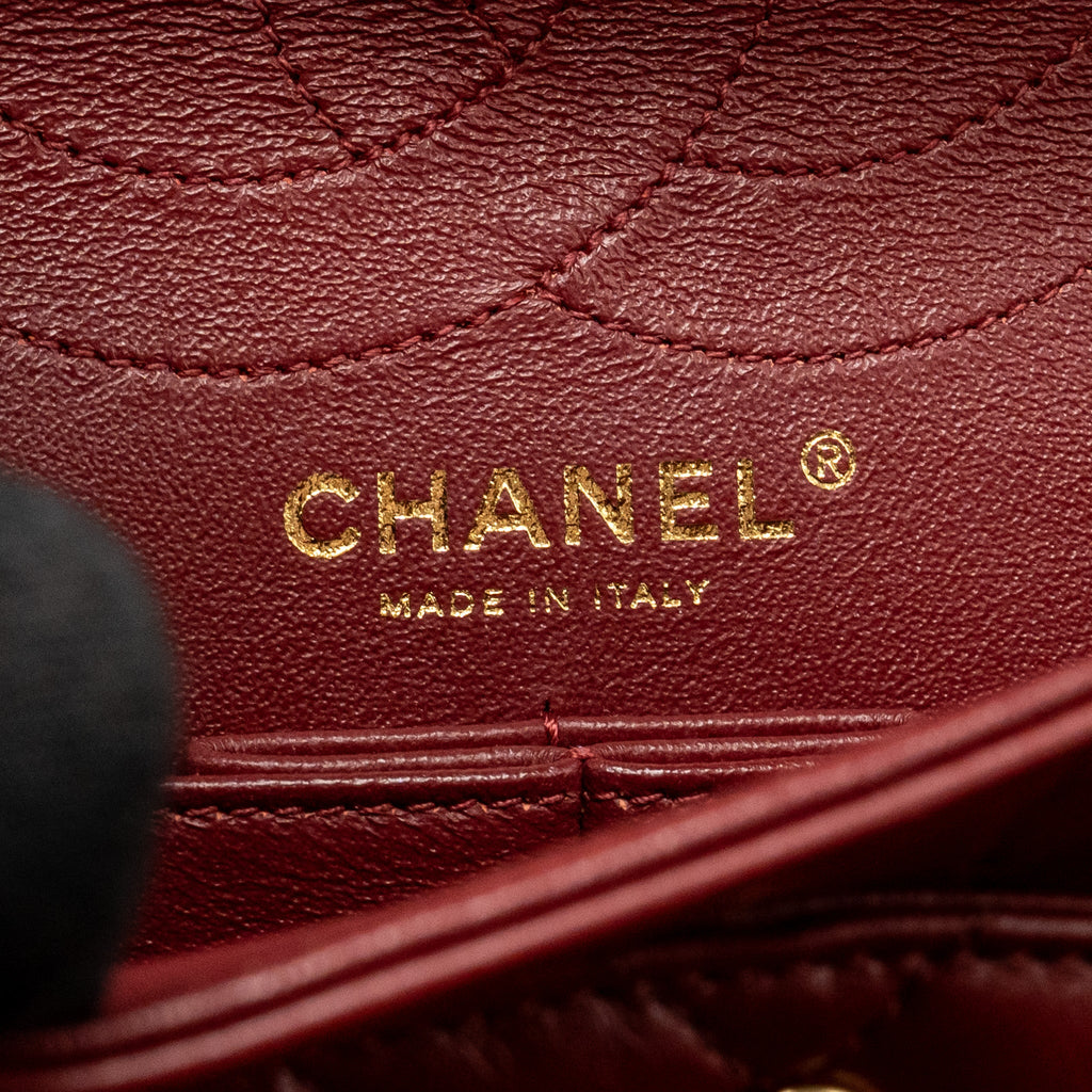 CHANEL 2.55 226 REISSUE DOUBLE FLAP BAG CHEVRON AGED CALFSKIN RED GHW