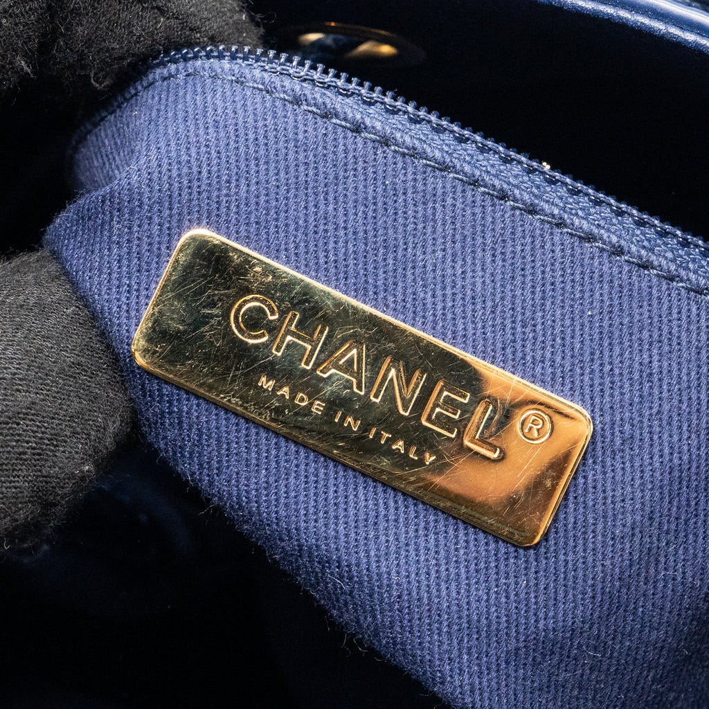 CHANEL TOP HANDLE DRAWSTRING BUCKET BAG CAVIAR NAVY GHW