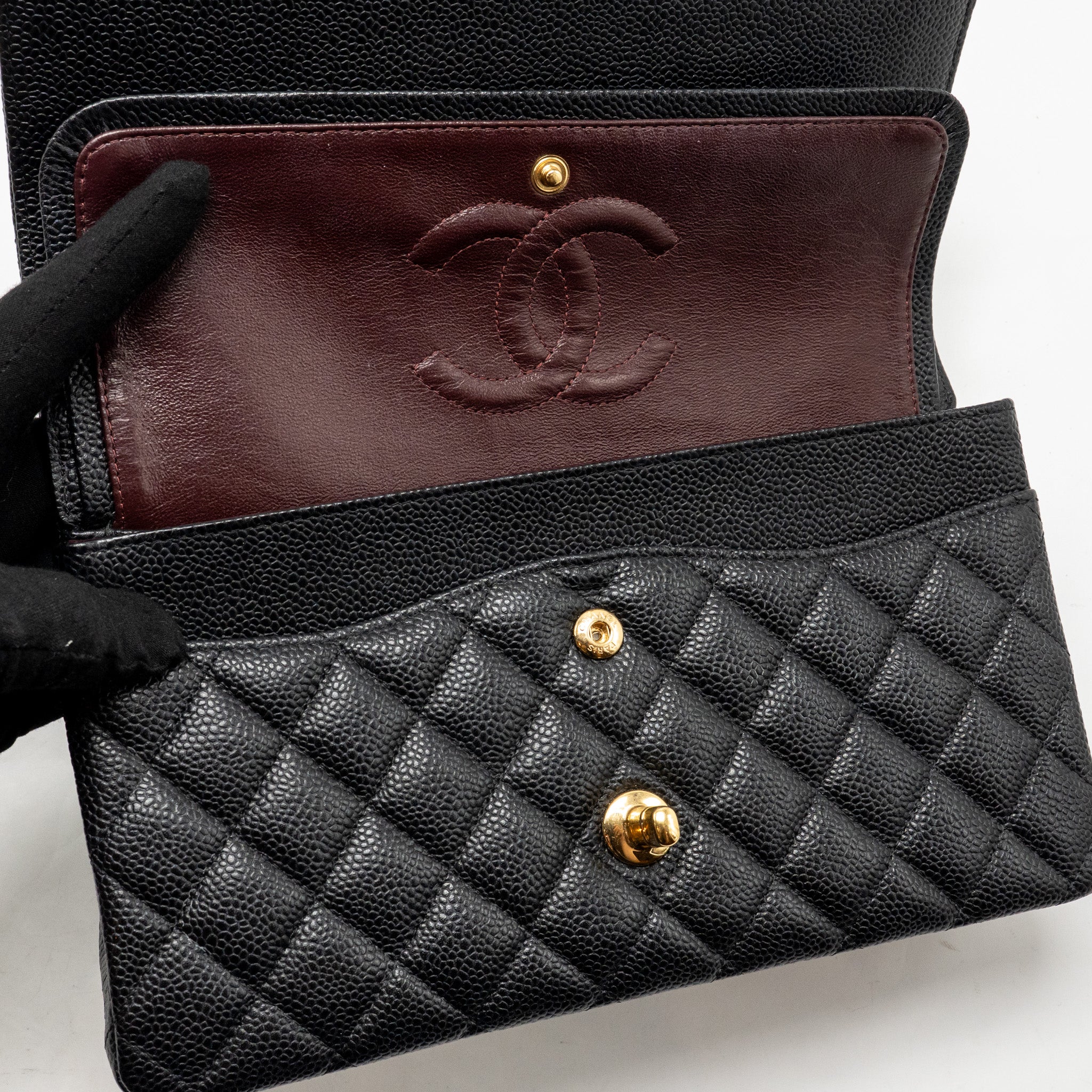 CHANEL MEDIUM CLASSIC DOUBLE FLAP BAG CAVIAR BLACK GHW
