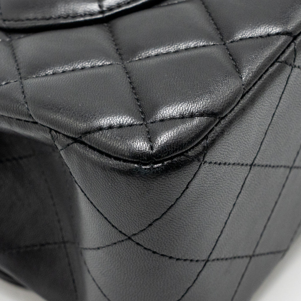 CHANEL JUMBO CLASSIC DOUBLE FLAP BAG LAMBSKIN BLACK GHW