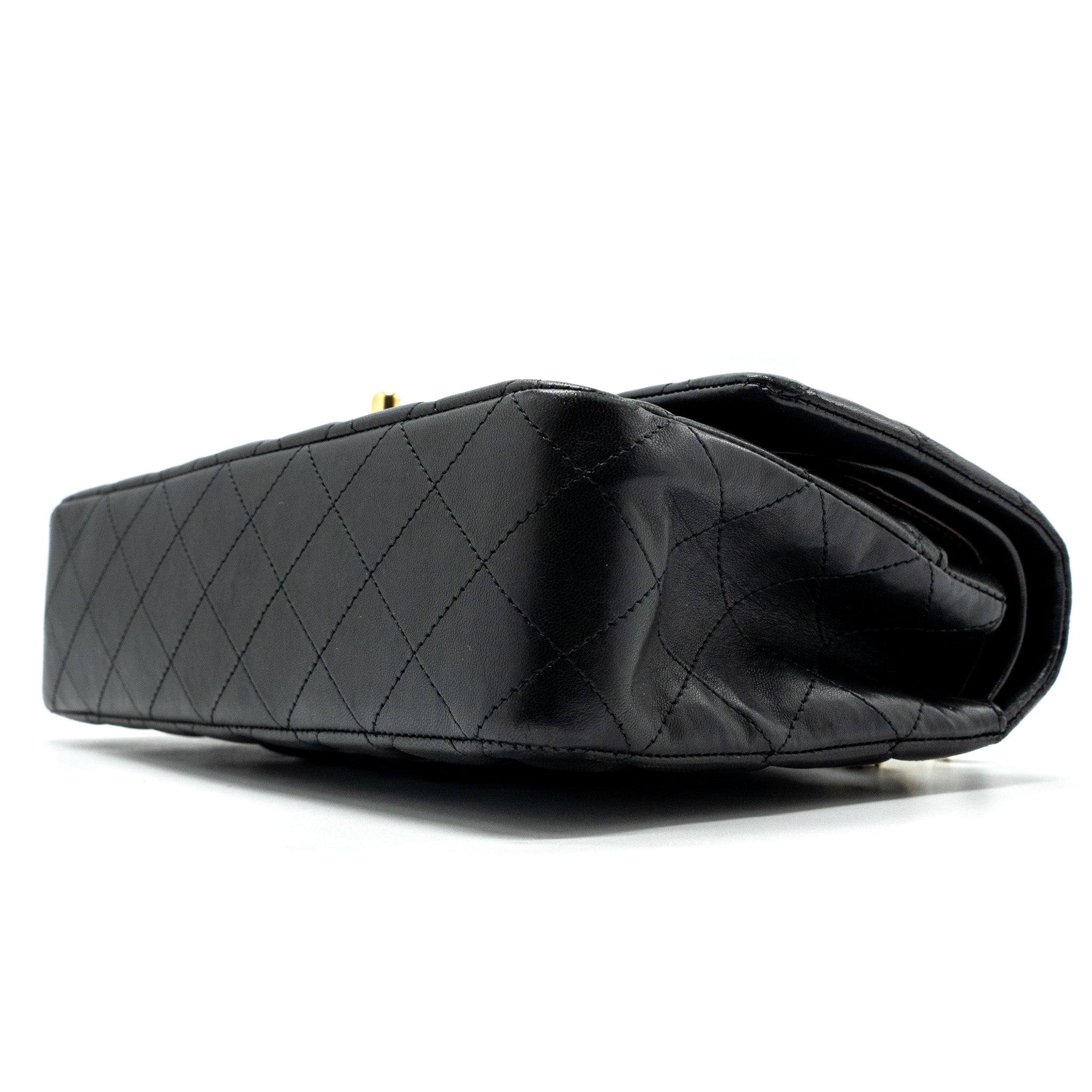CHANEL MEDIUM CLASSIC FLAP BAG LAMBSKIN BLACK GHW