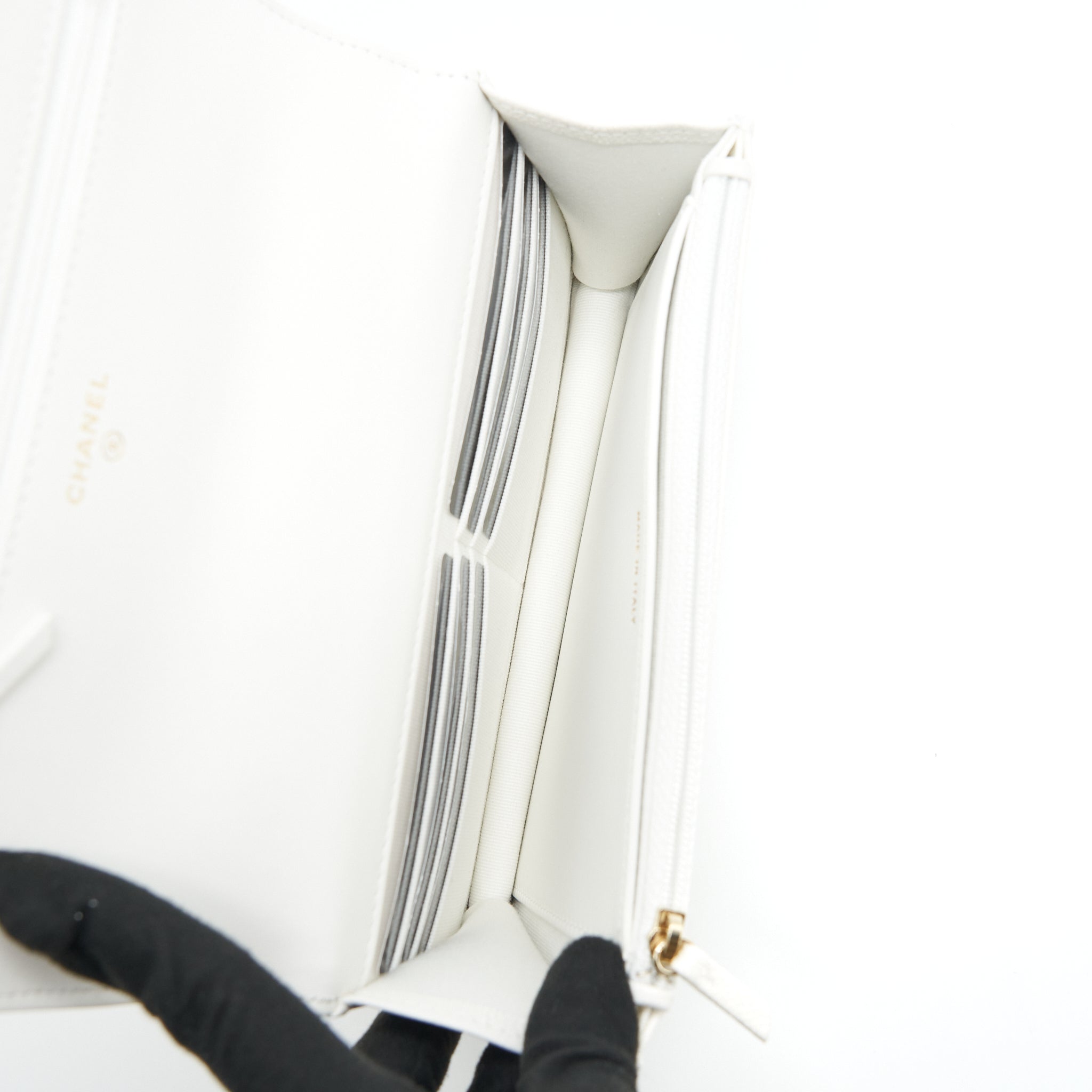 CHANEL 22S LOGO TOP HANDLE WALLET ON CHAIN CAVIAR WHITE GHW
