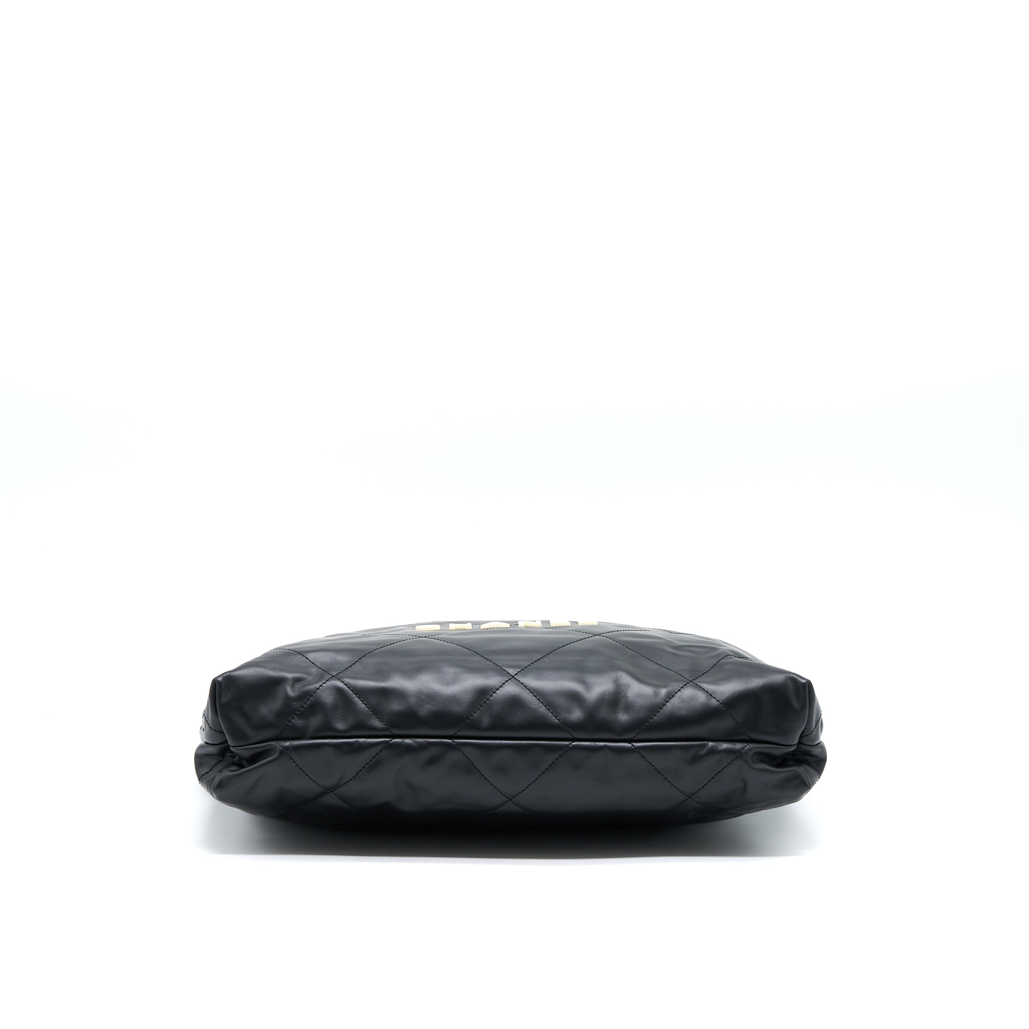 CHANEL 22 BAG MEDIUM SHINY CALFSKIN BLACK GHW (MICROCHIP)