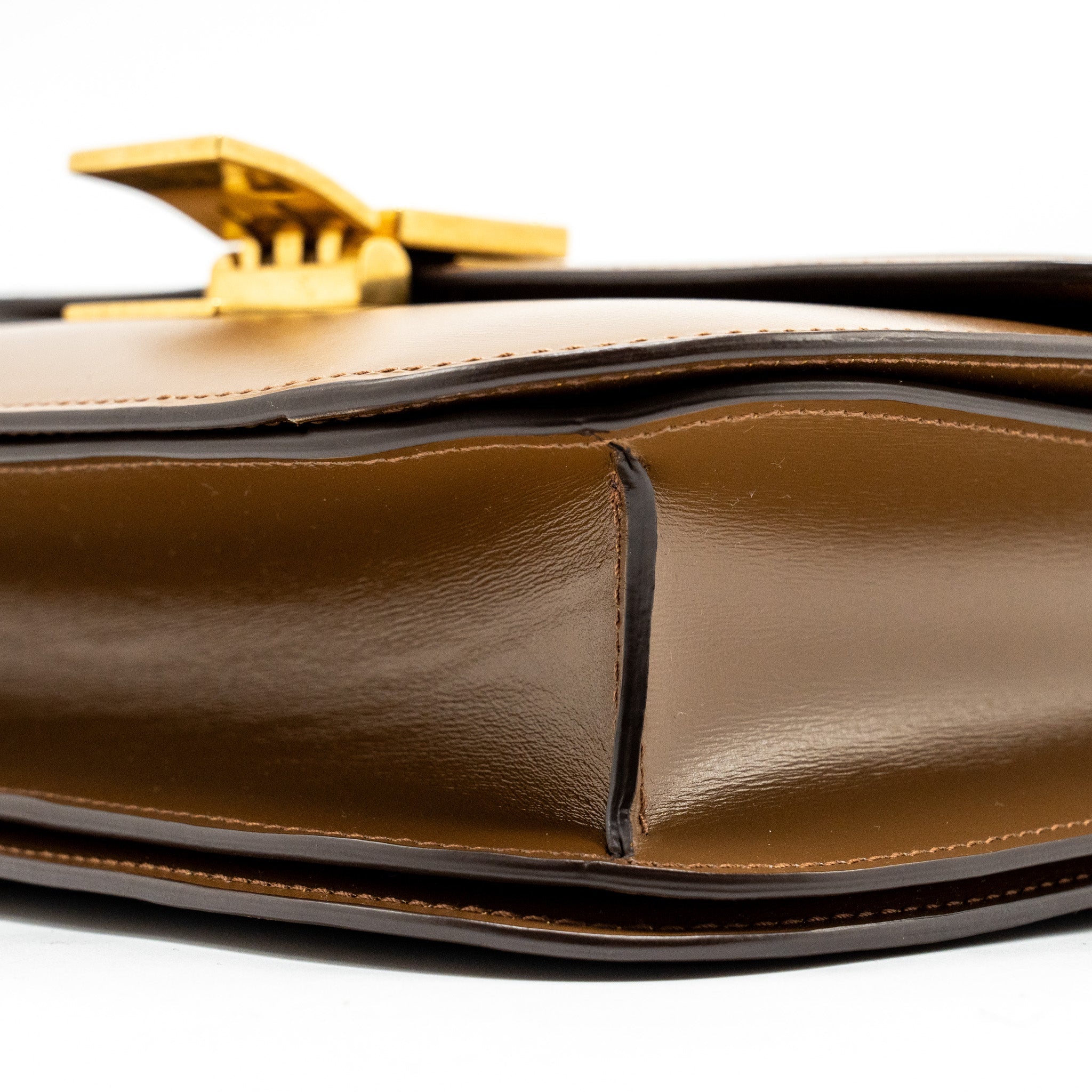 CELINE MEDIUM CLASSIC BOX CALFSKIN CAMEL GHW