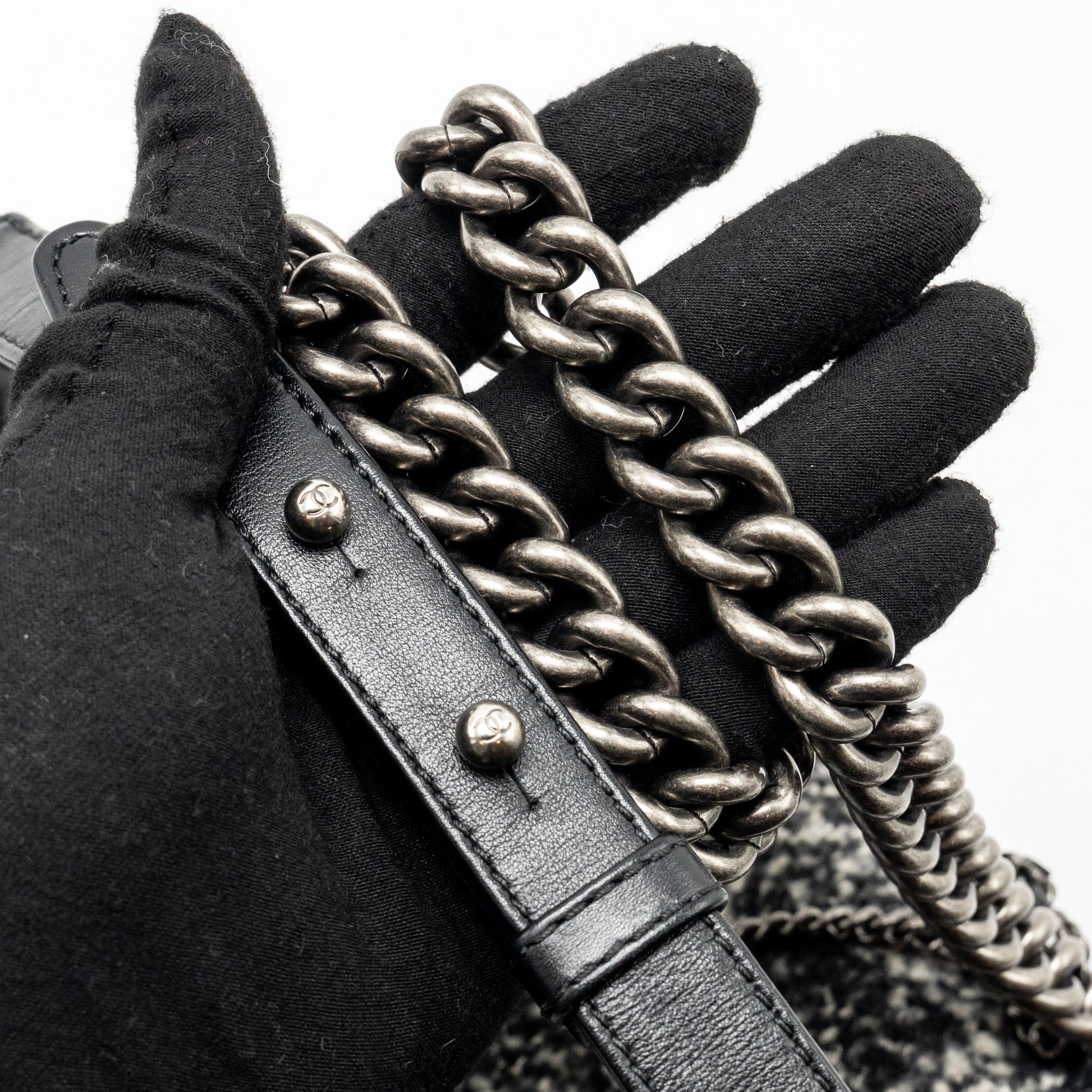 CHANEL MULTI CHAIN BOY BAG CALFSKIN/TWEED BLACK SHW