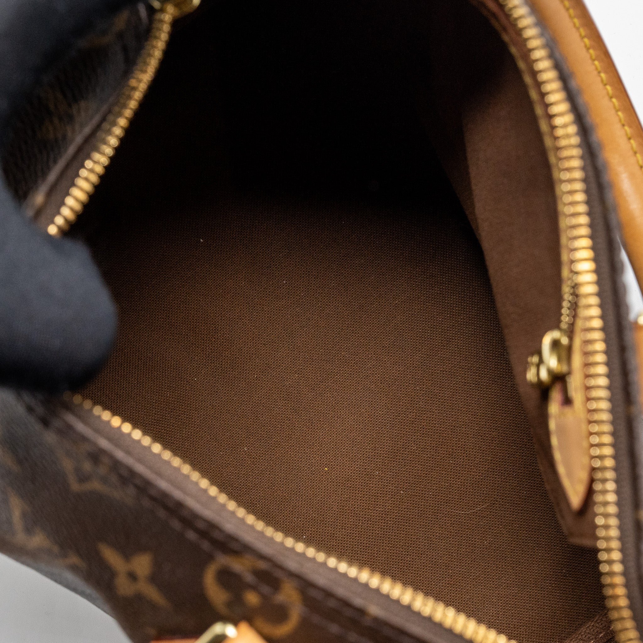 LOUIS VUITTON SPEEDY BANDOULIERE 25 MONOGRAM CANVAS GHW