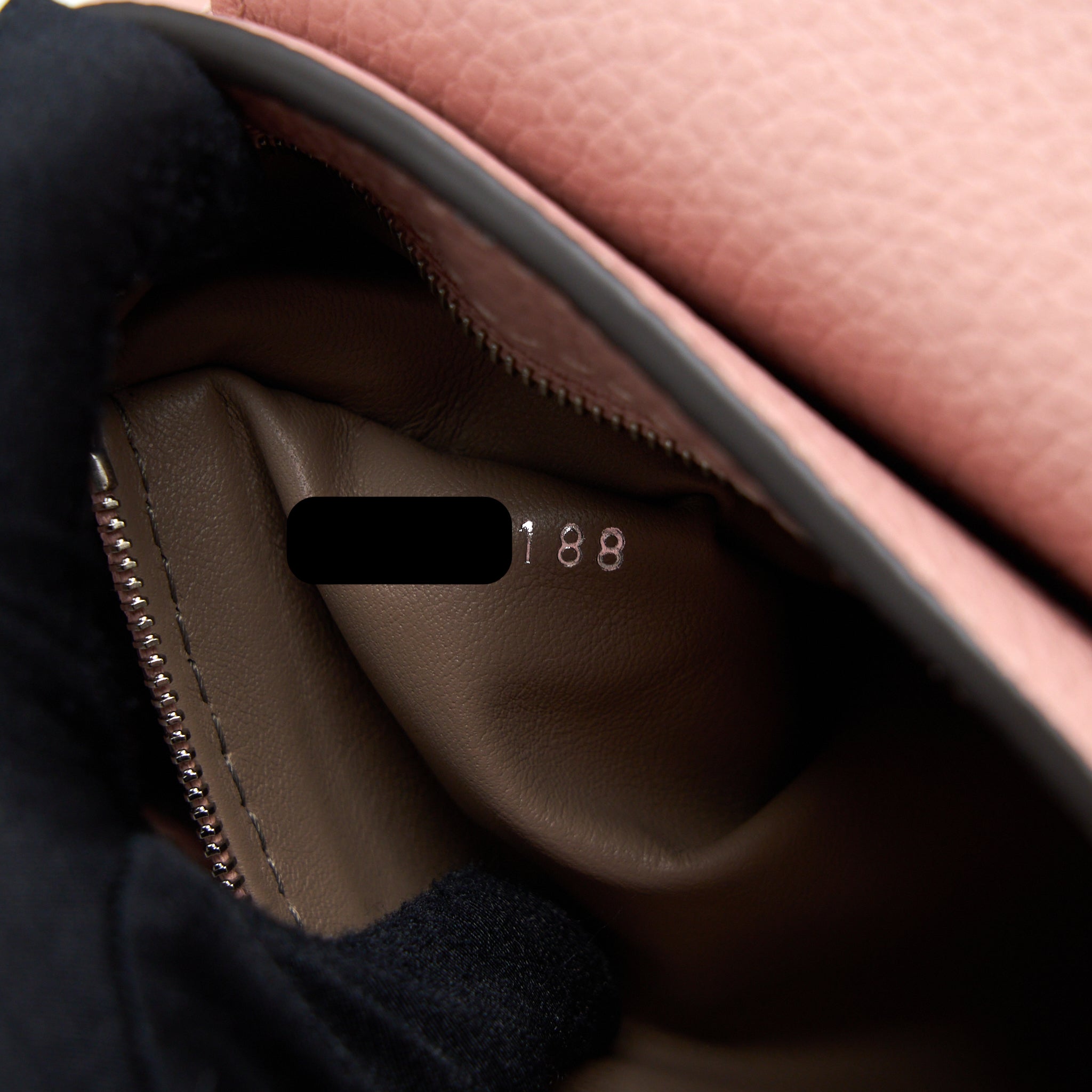LOUIS VUITTON CAPUCINES BB TAURILLON MAGNOLIA SHW