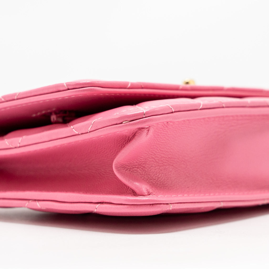 CHANEL PEARL CRUSH WALLET ON CHAIN LAMBSKIN PINK GHW