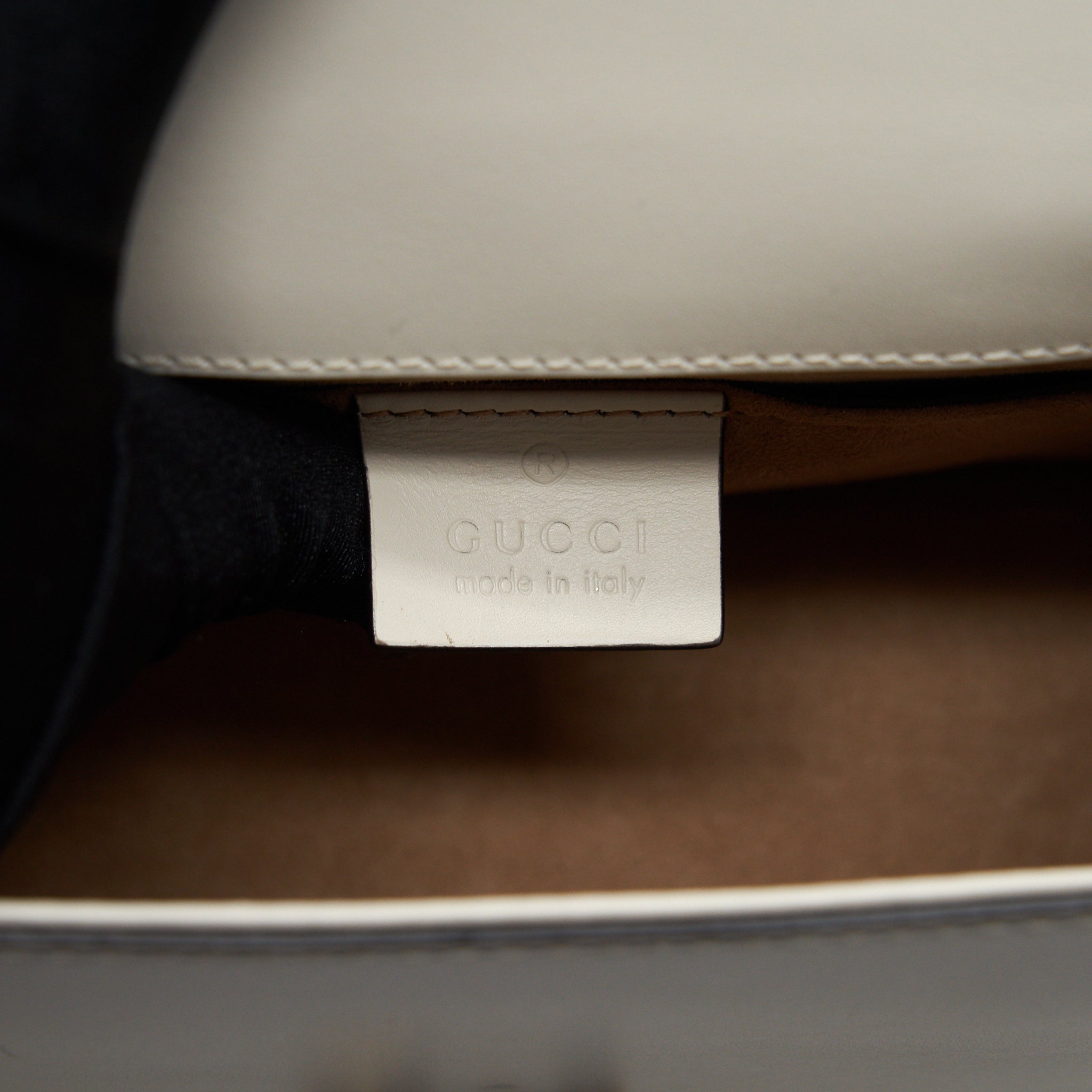 GUCCI MINI SYLVIE CHAIN BAG WHITE GHW